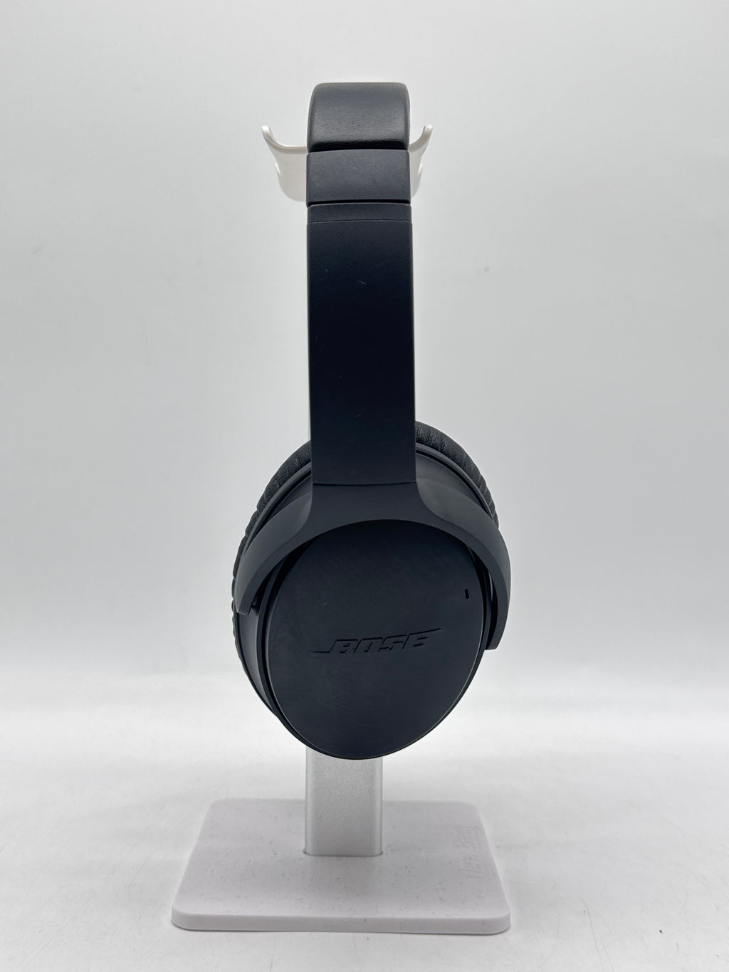 Bose QuietComfort 35 II Wireless Bluetooth Headphones W/ Carrying Case & Jacks - Used