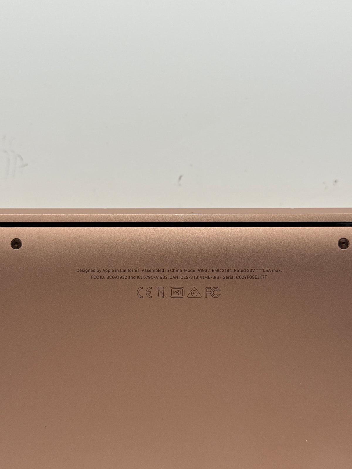 Apple MacBook Air 13" A1932 Core i5 8GB RAM 128GB SSD Black - READ