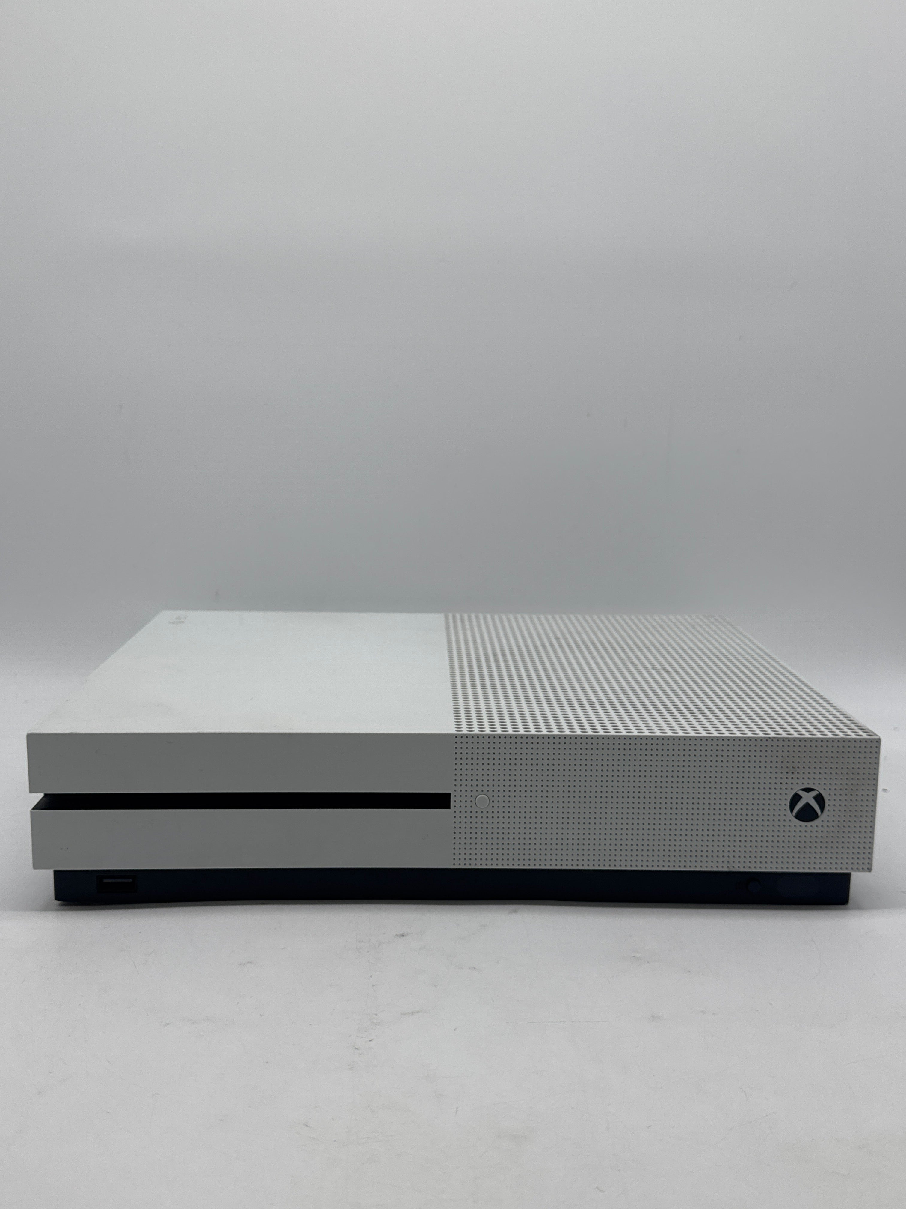 Microsoft Xbox One S 1681 500GB White Console w/ Controller HDMI Cable Used