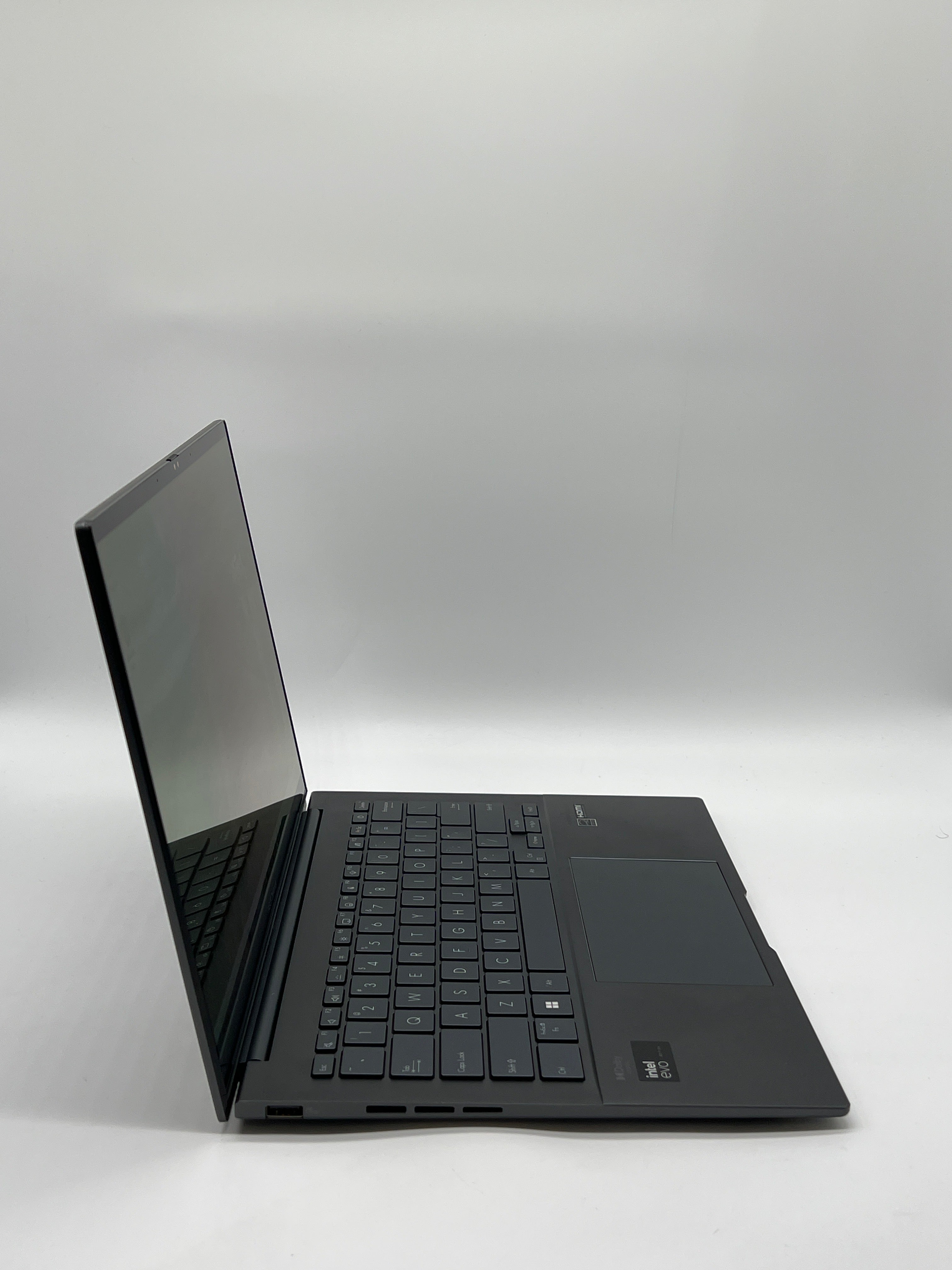 Asus ZenBook 14 Q425M OLED Ultra 7 155H 16GB RAM 1TB SSD