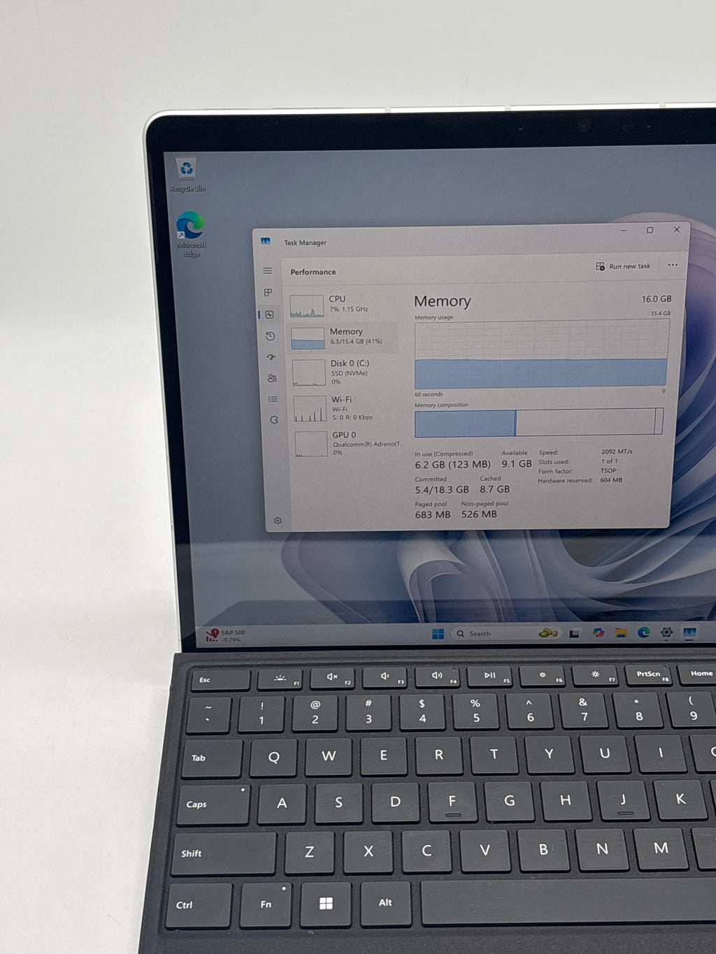 Microsoft Surface Pro 9 1997 SQ3 16GB RAM 512GB SSD