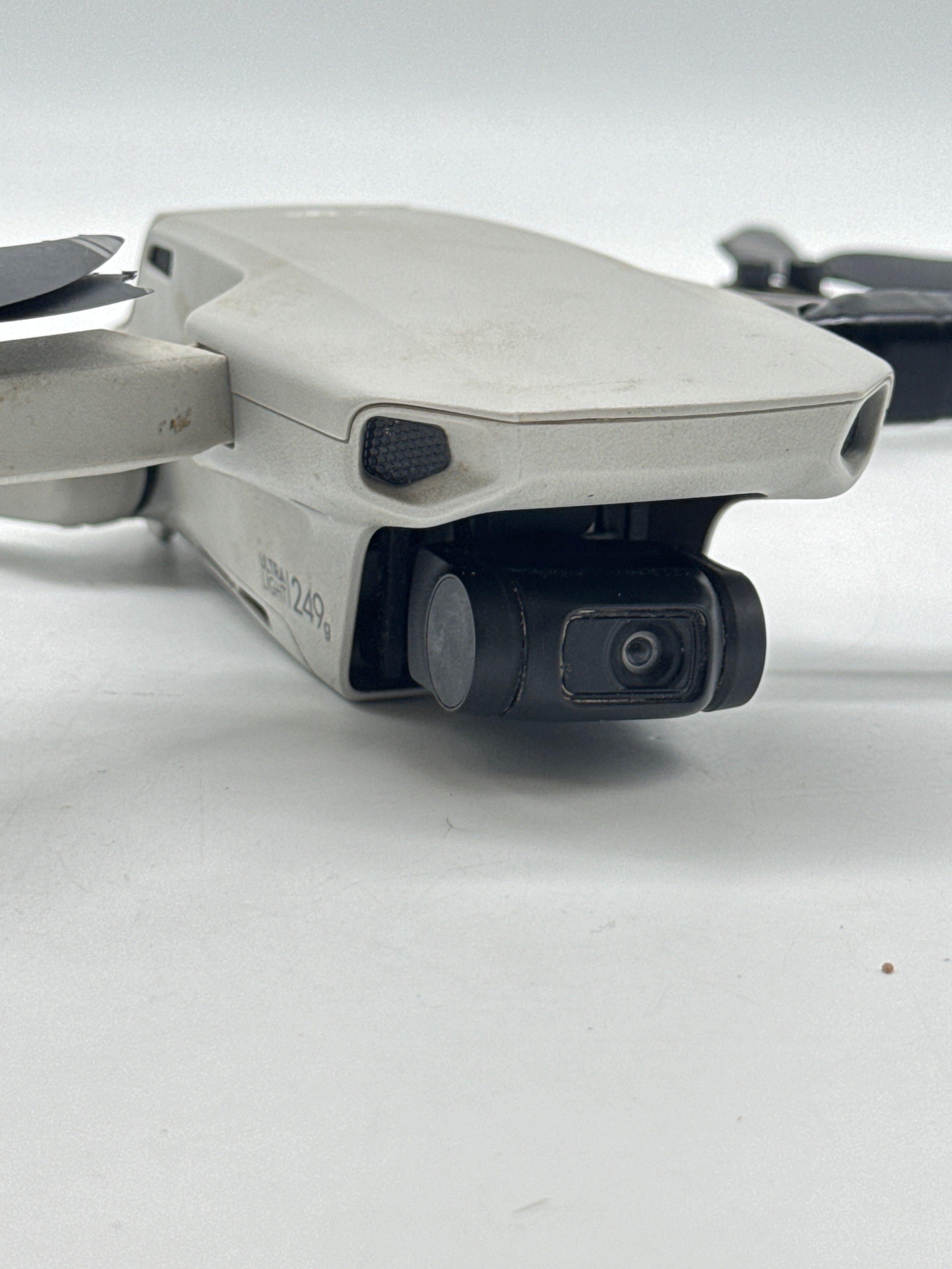 DJI Mavic Mini Drone 2.7K Camera 30min Flight Time - READ