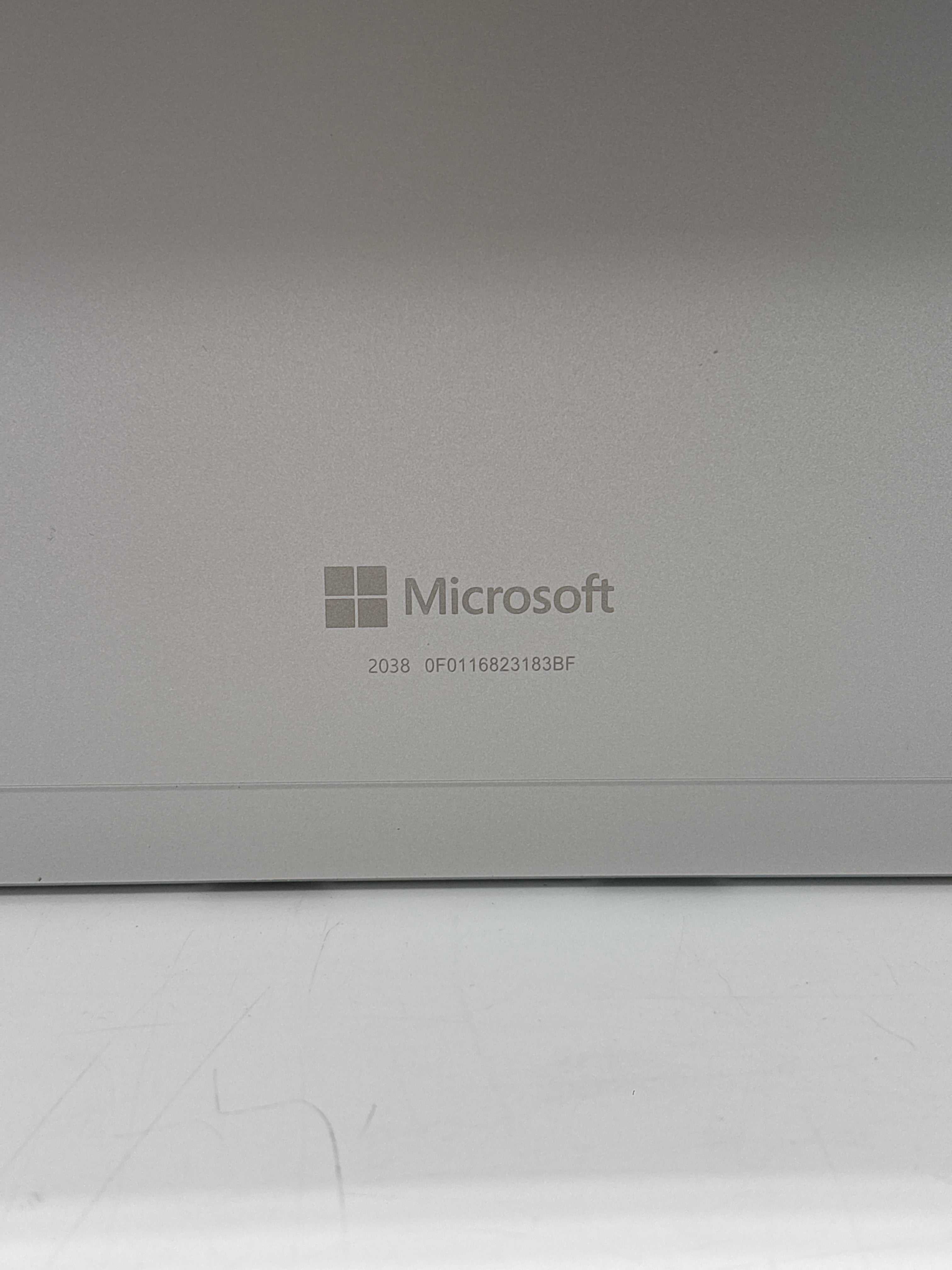 Microsoft Surface Pro 9 2038 i5-1245U 16GB RAM 256GB SSD