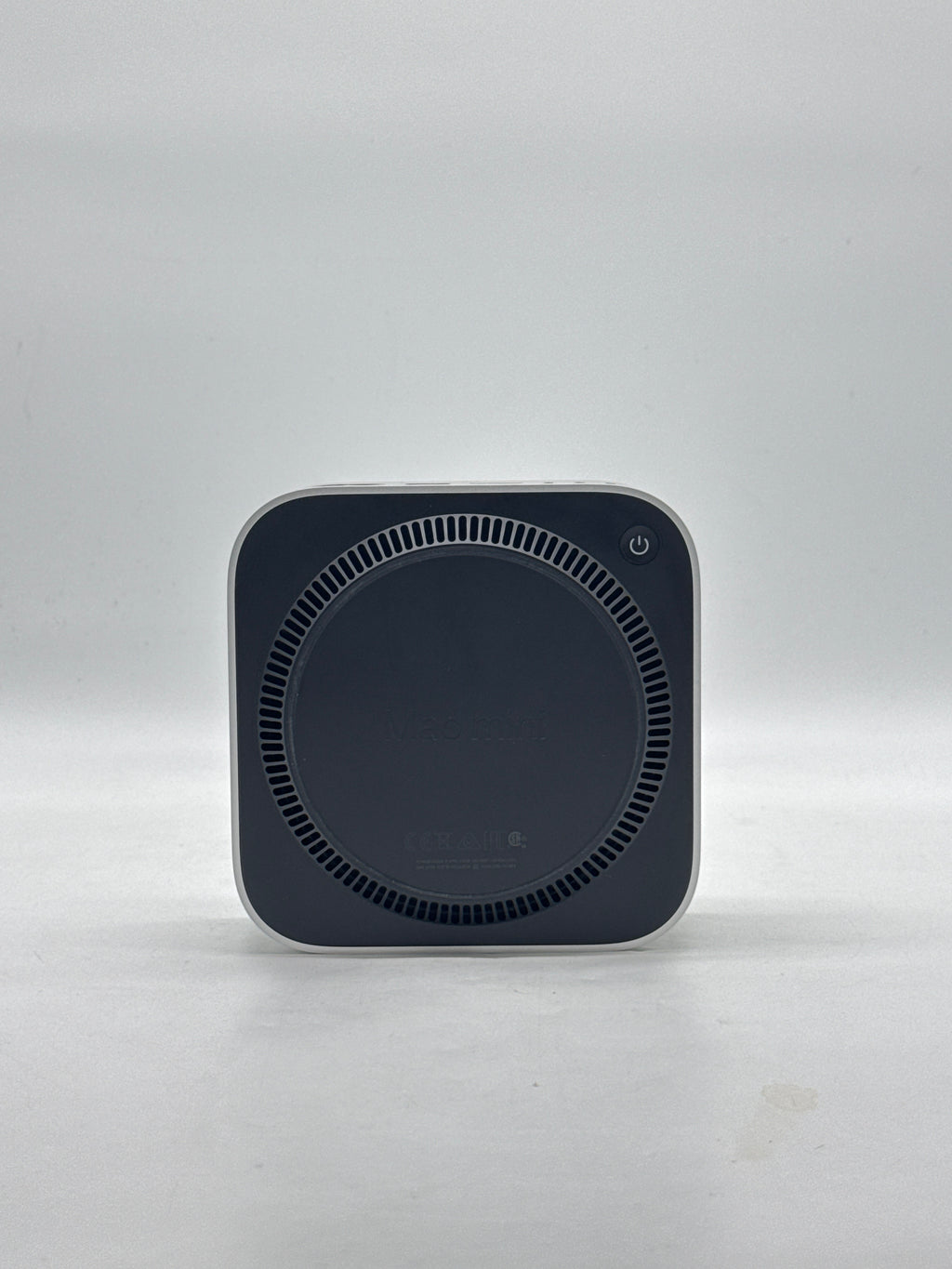 Apple Mac Mini A3238 M4 10-Core CPU 10-Core GPU 16GB RAM 256GB SSD Silver - Used