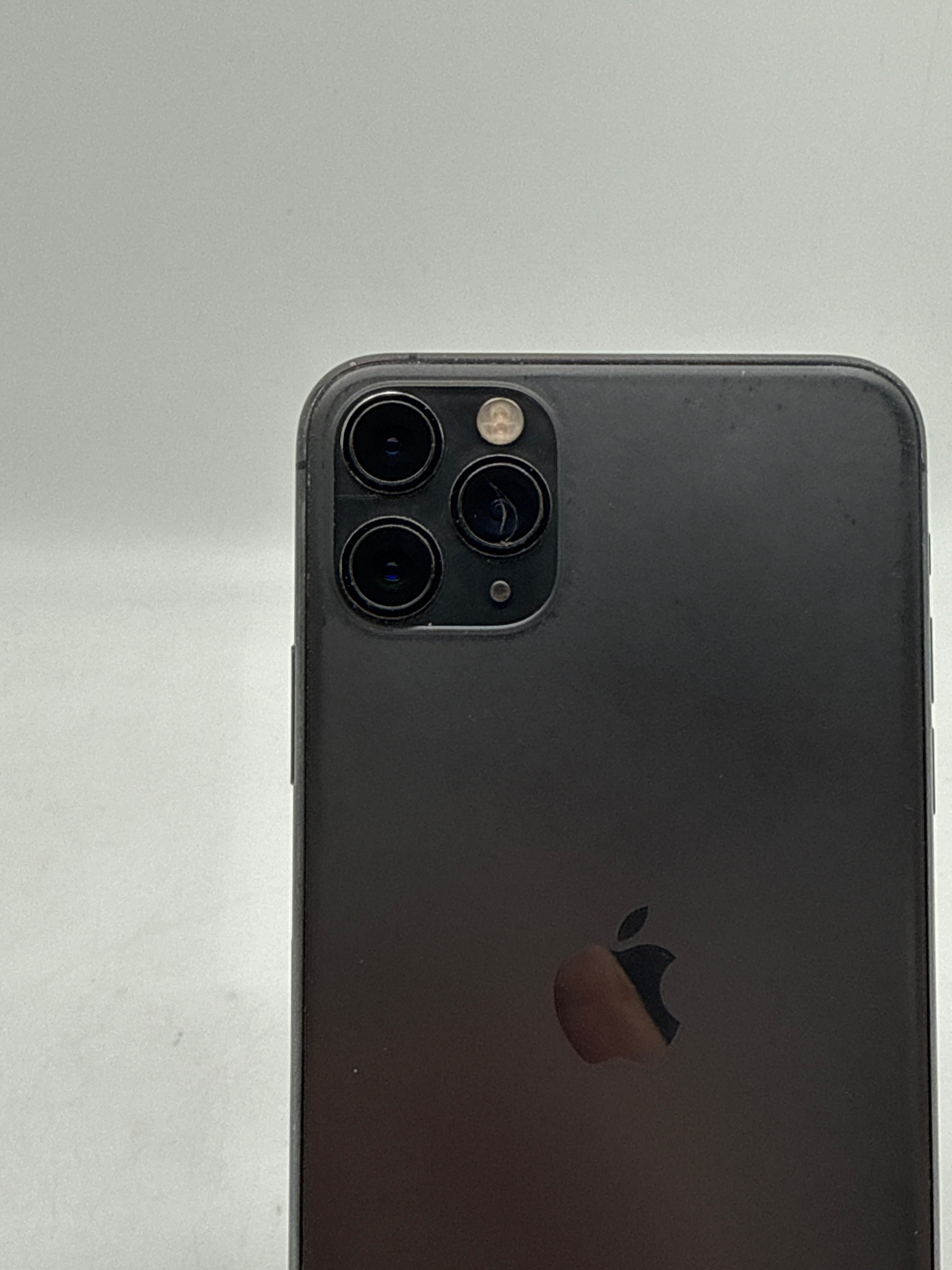 Apple iPhone 11 Pro Max 64GB Unlocked - For Parts Read