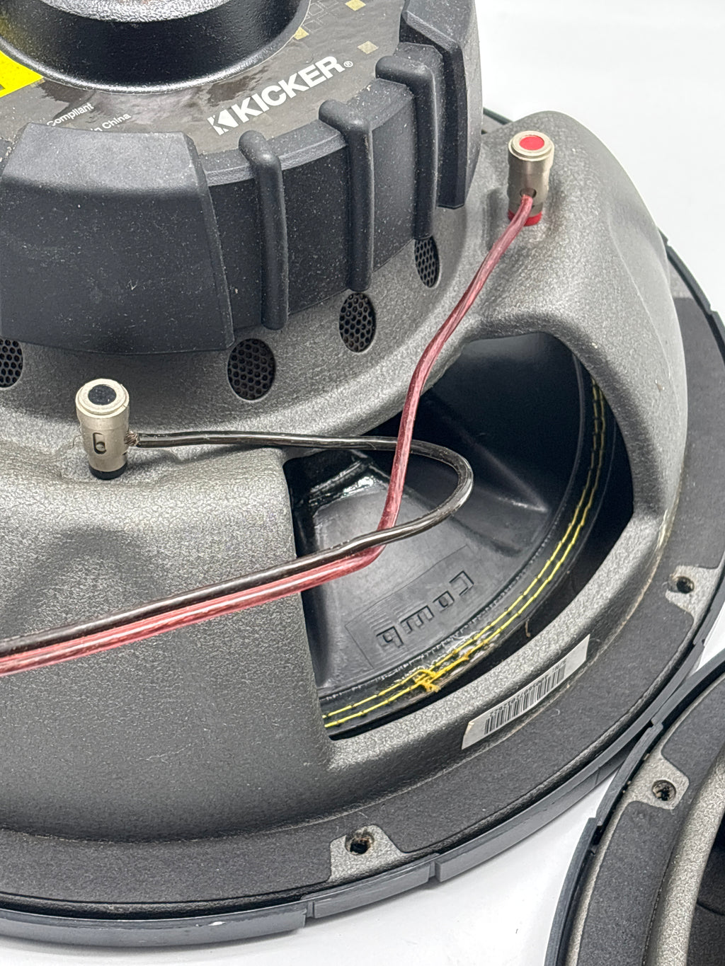 KICKER Comp C12 12in Car Audio Subwoofers Pair 150W RMS 4-Ohm Read