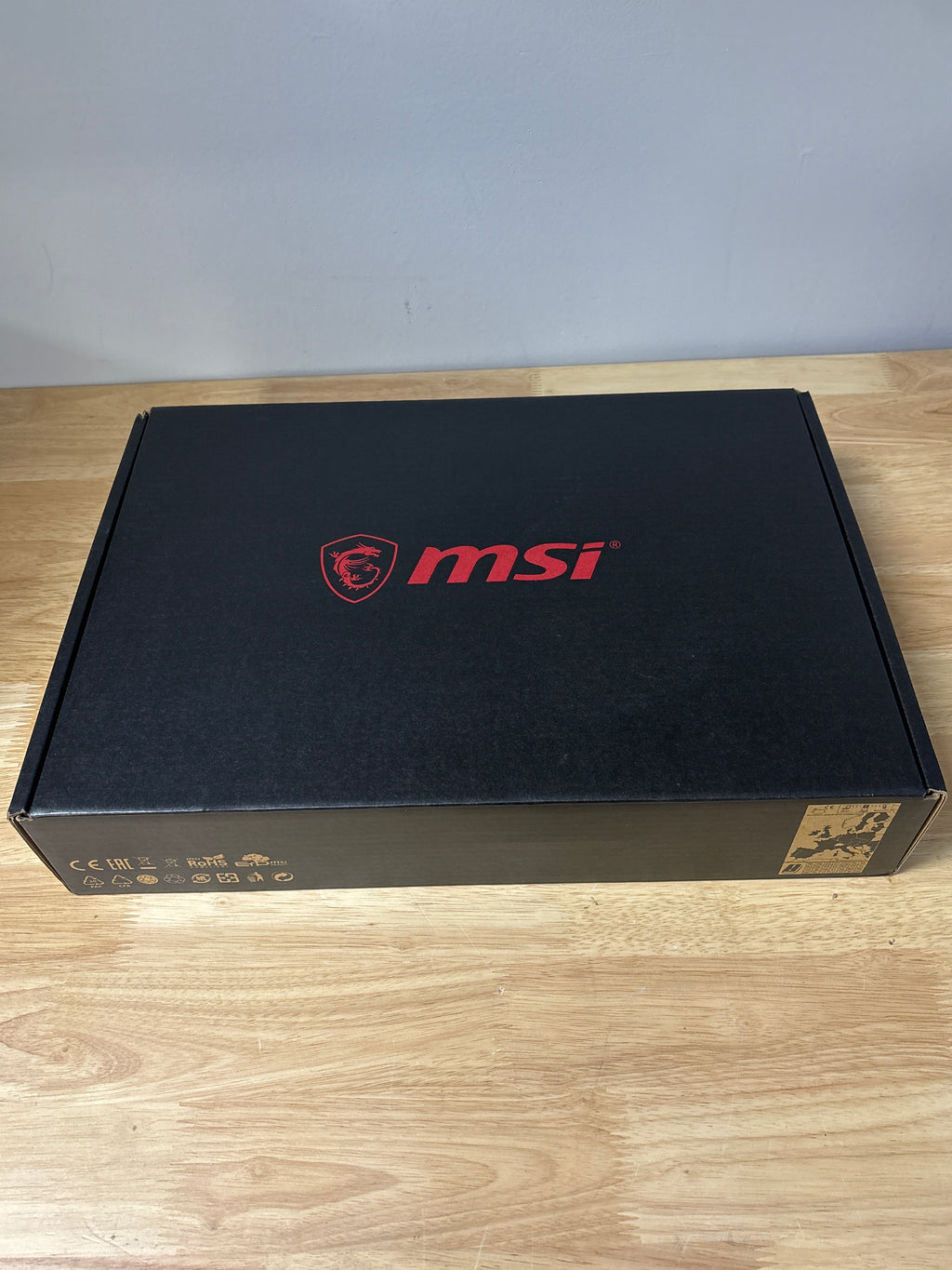 MSI GE63 Raider RGB 9SG i7 32GB RAM 512SSD RTX 2080 With Box - For Parts (Read DESC)