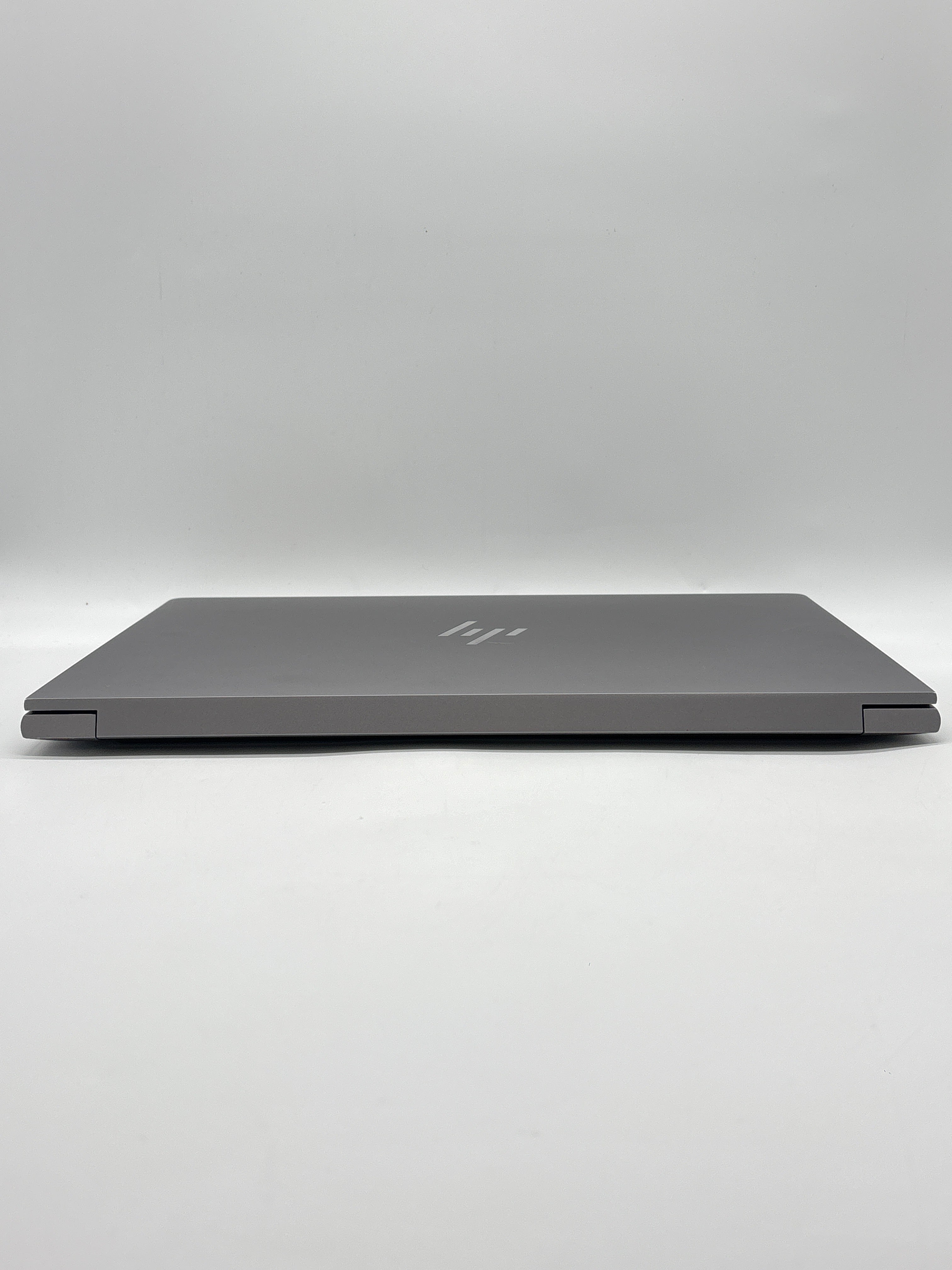 HP ZBook Studio 16 G11 Ultra 7 165H 64GB RAM 1TB SSD RTX 3000