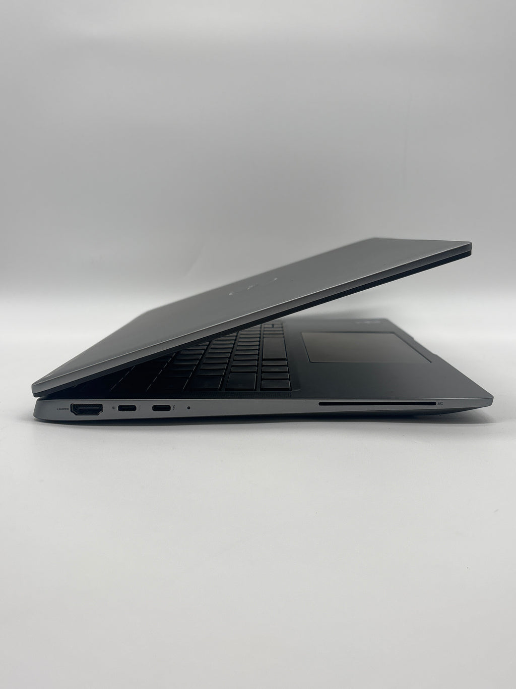 Dell Latitude 7440 i7-1365U 16 GB RAM 256 GB SSD - BIOS Lock/Remotely Managed