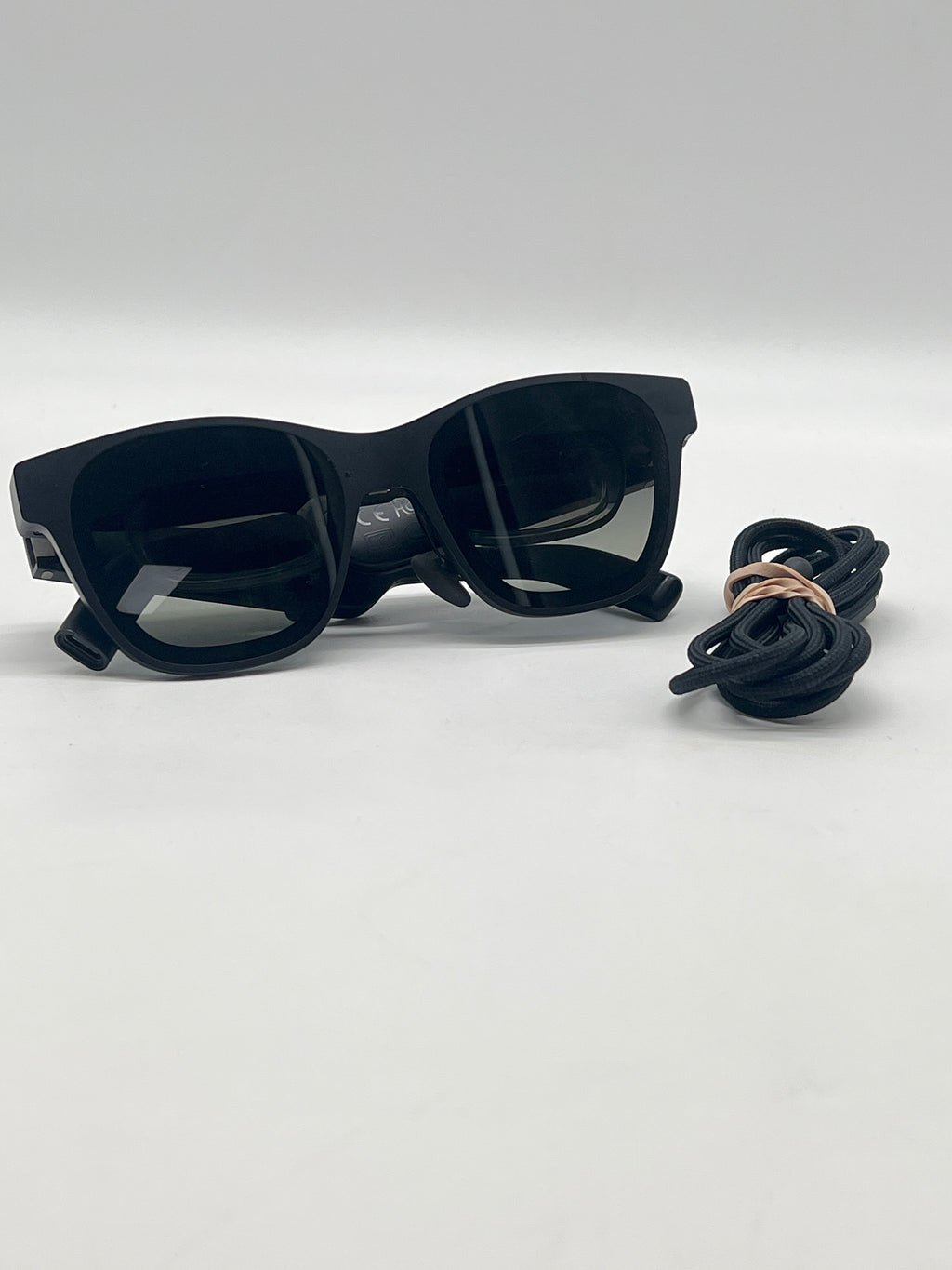 Xreal Air 2 Pro Smart Glasses  Matte Black - Used