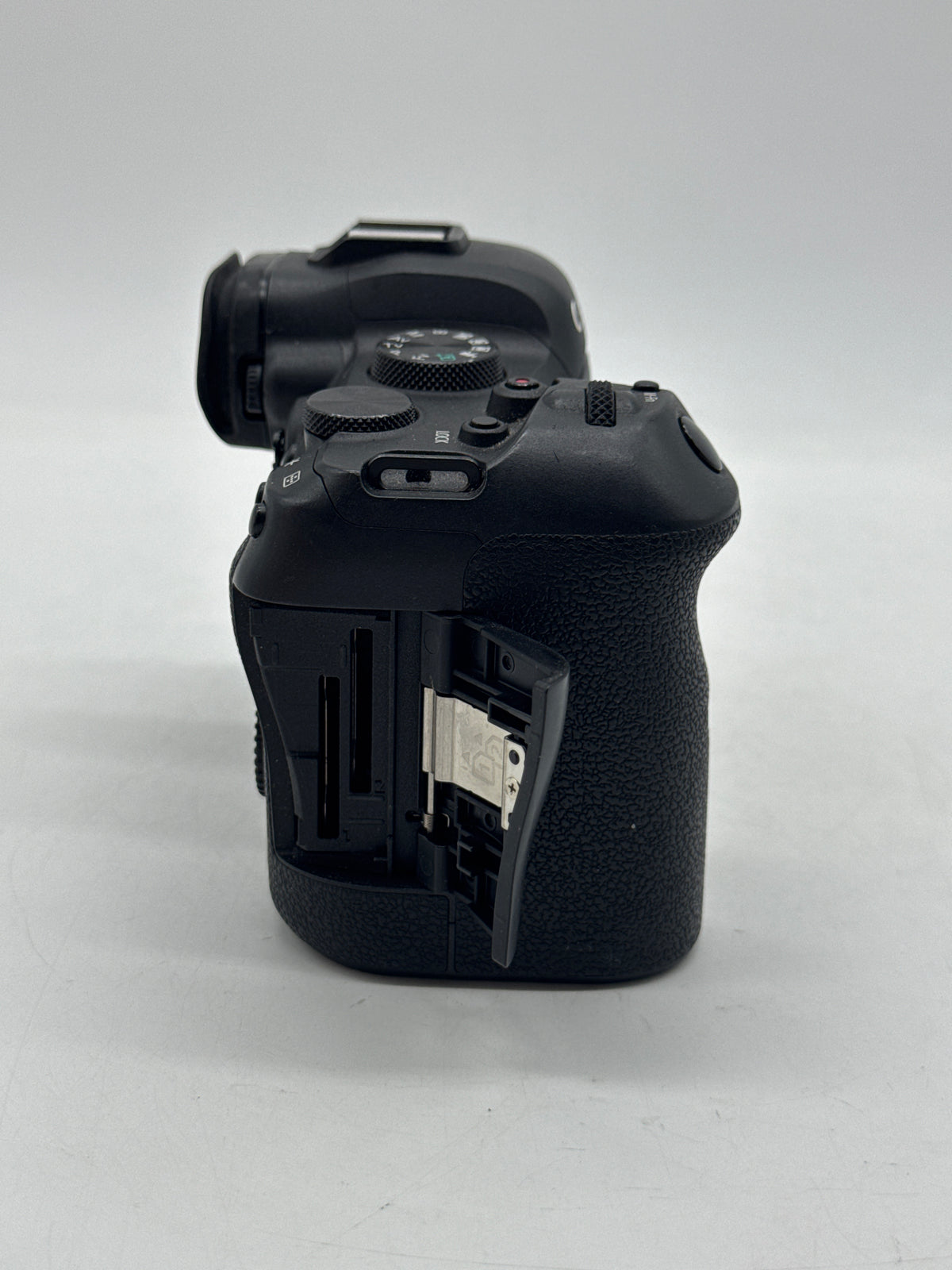 Canon EOS R6 Mirrorless Body Only Black - Used
