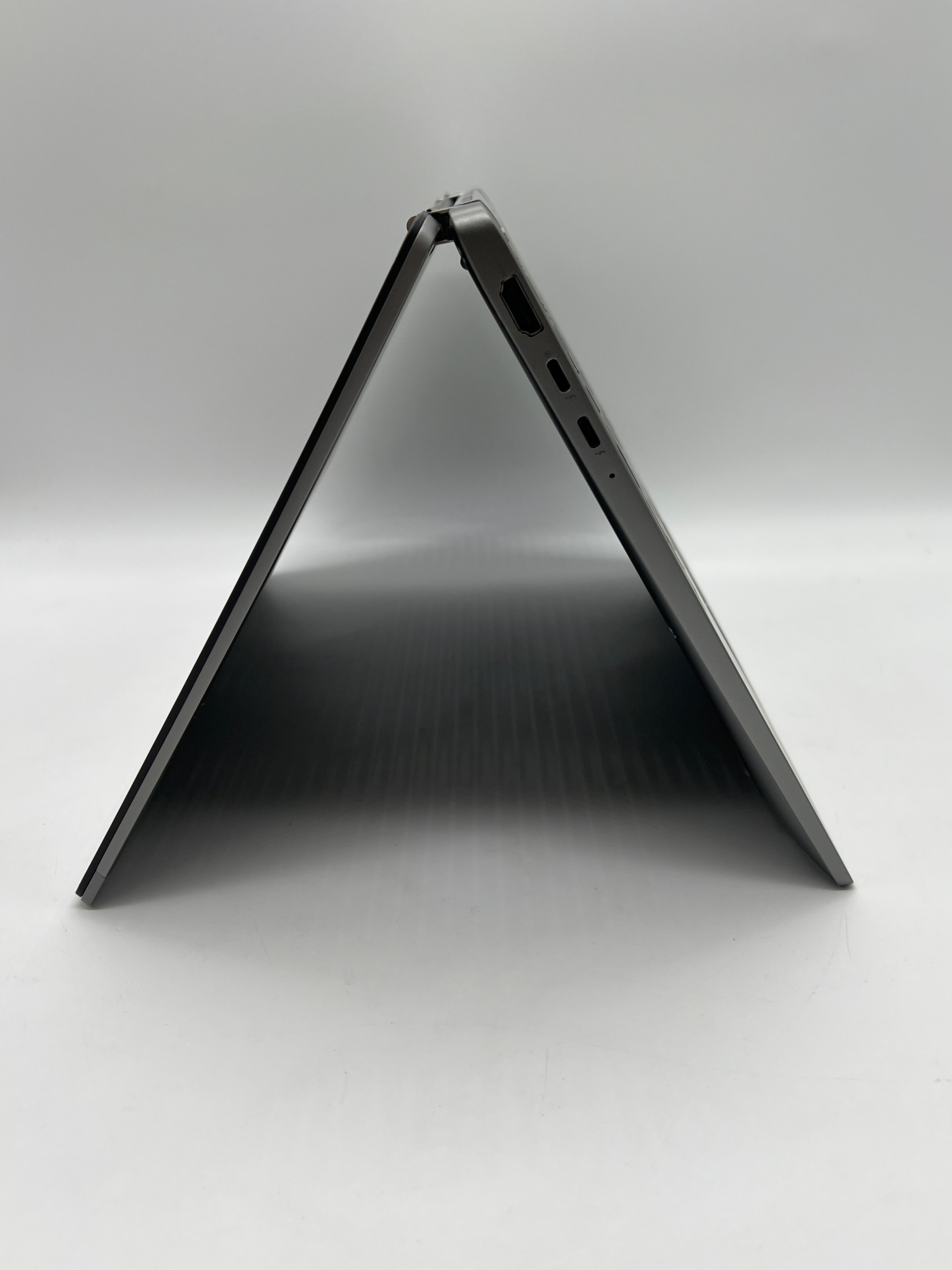 Dell Latitude 7440 2-in-1 Core i7 13th Gen 32GB RAM 512GB SSD