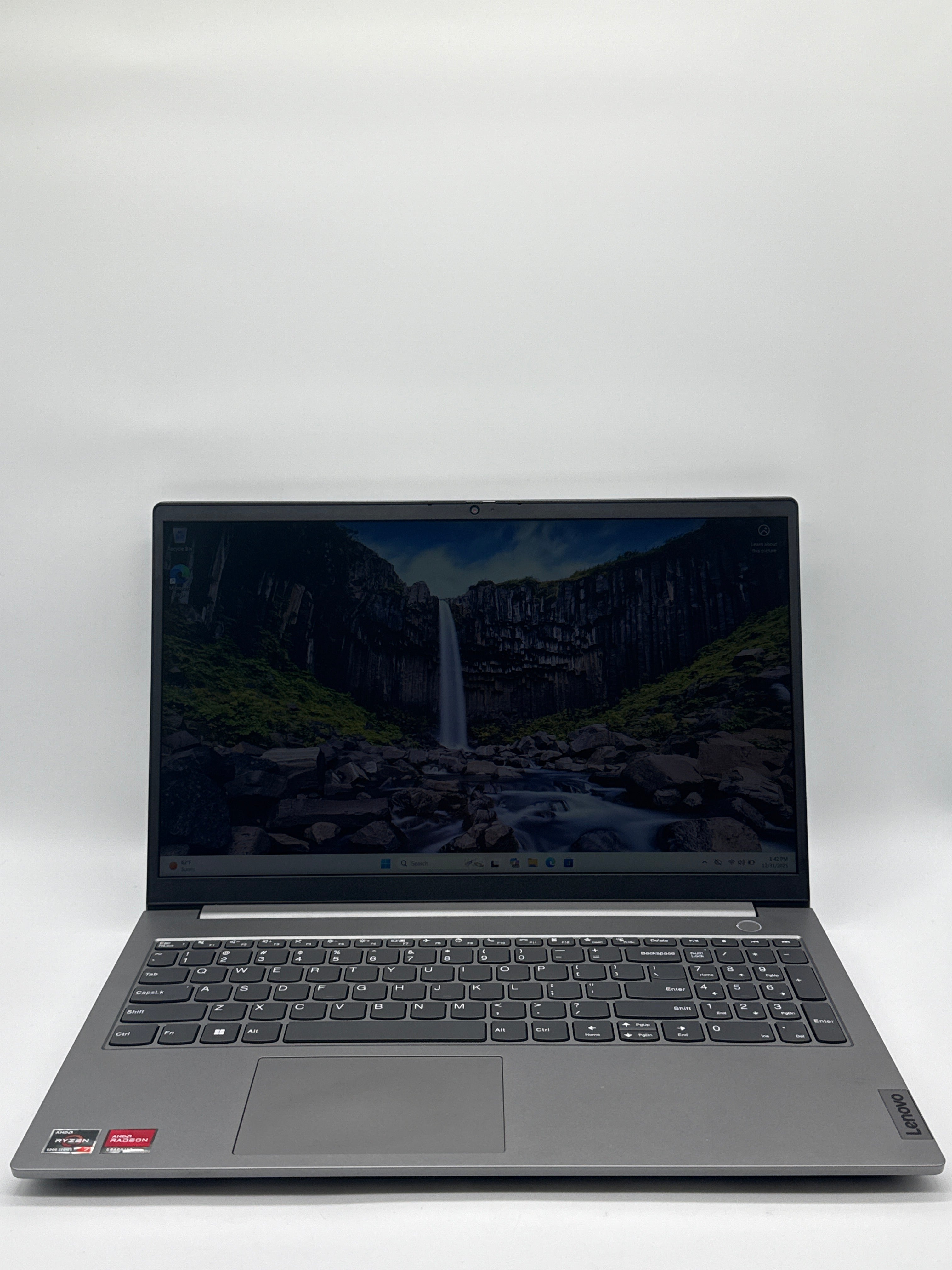 Lenovo ThinkBook 15 Gen 4 Ryzen 7 5825U 40GB RAM 1TB SSD