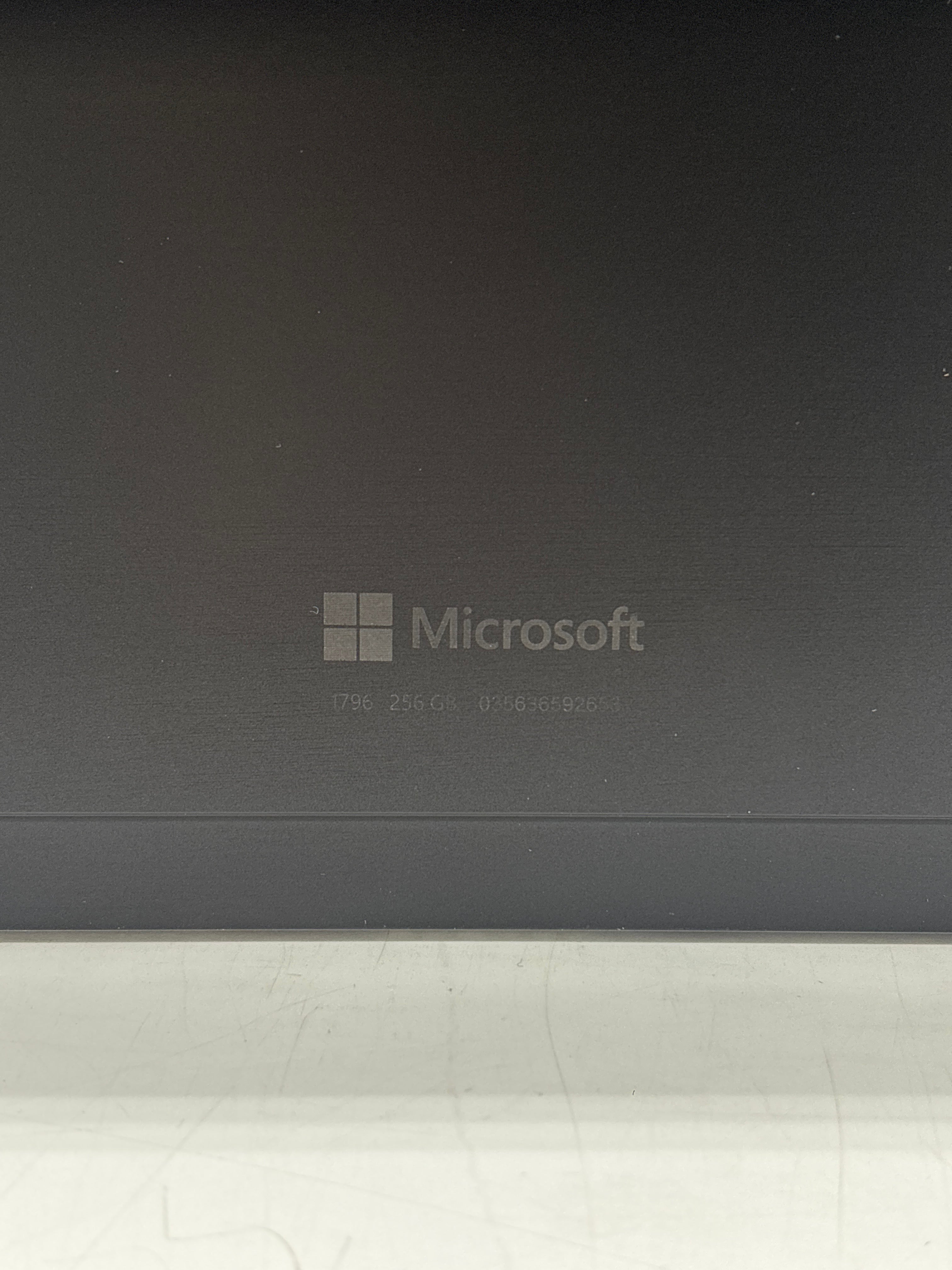 Microsoft Surface Pro 6 1796 12.3" i5-8250U 8GB RAM 256GB SSD Wi-Fi - Used