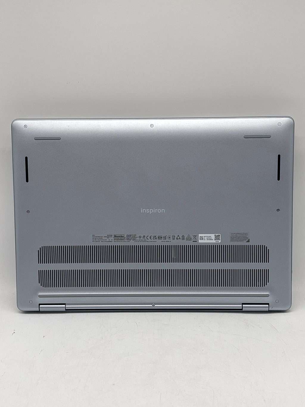 Dell Inspiron 16 5640 16" Core i5-1334U 16GB RAM 512GB SSD - Used