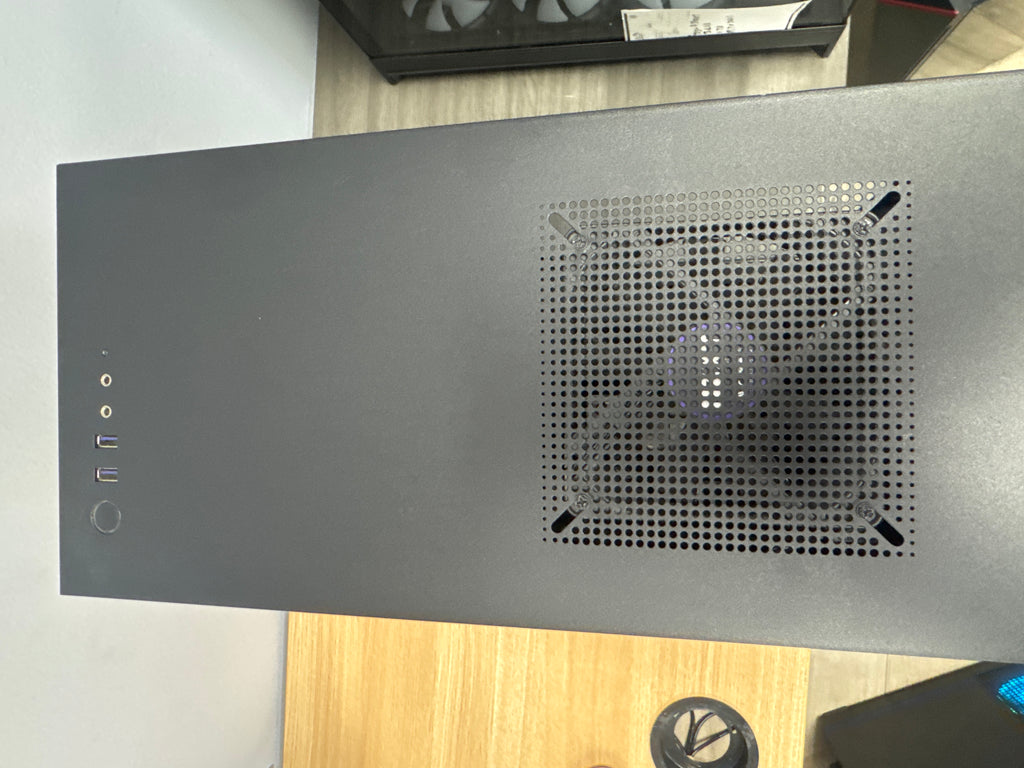 NZXT Custom Gaming Desktop Ryzen 9 7950HX 42GB RAM 6TB SSD RTX 4070 12GB - Used