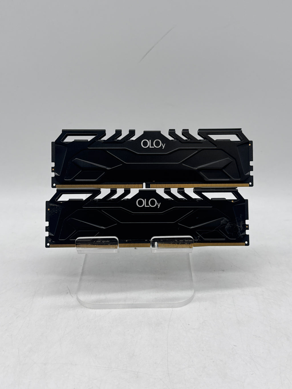 OLOy C16 16GB (2x8GB) RAM DDR4 3000MHz - Used