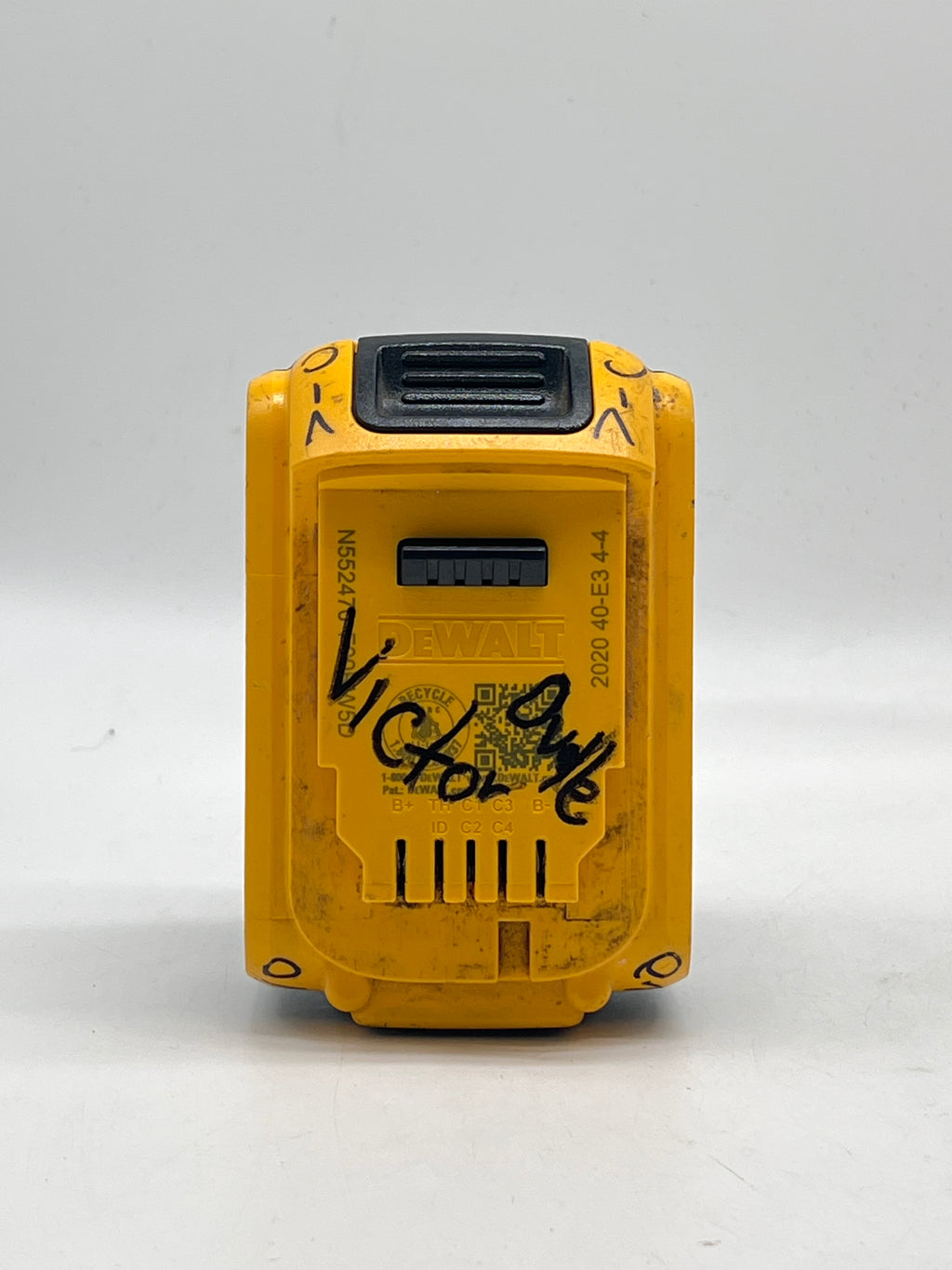 DeWalt DCB205 20V MAX 5Ah Battery - Used