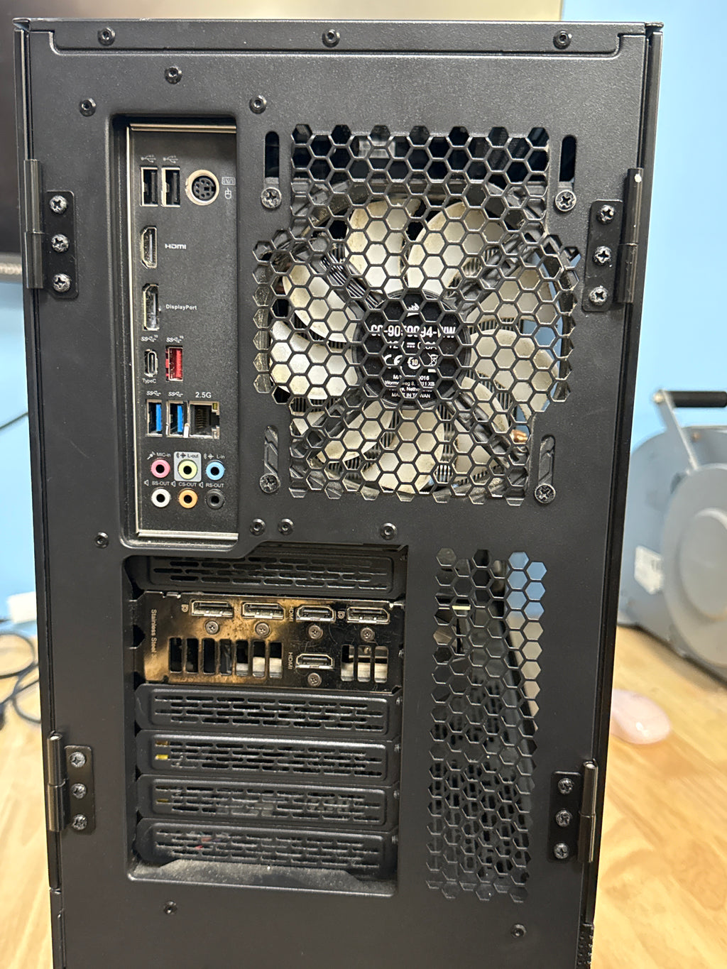Custom PC Intel i7-10700K 16GB RAM 2TB HDD + 512GB SSD RTX 3060 12GB