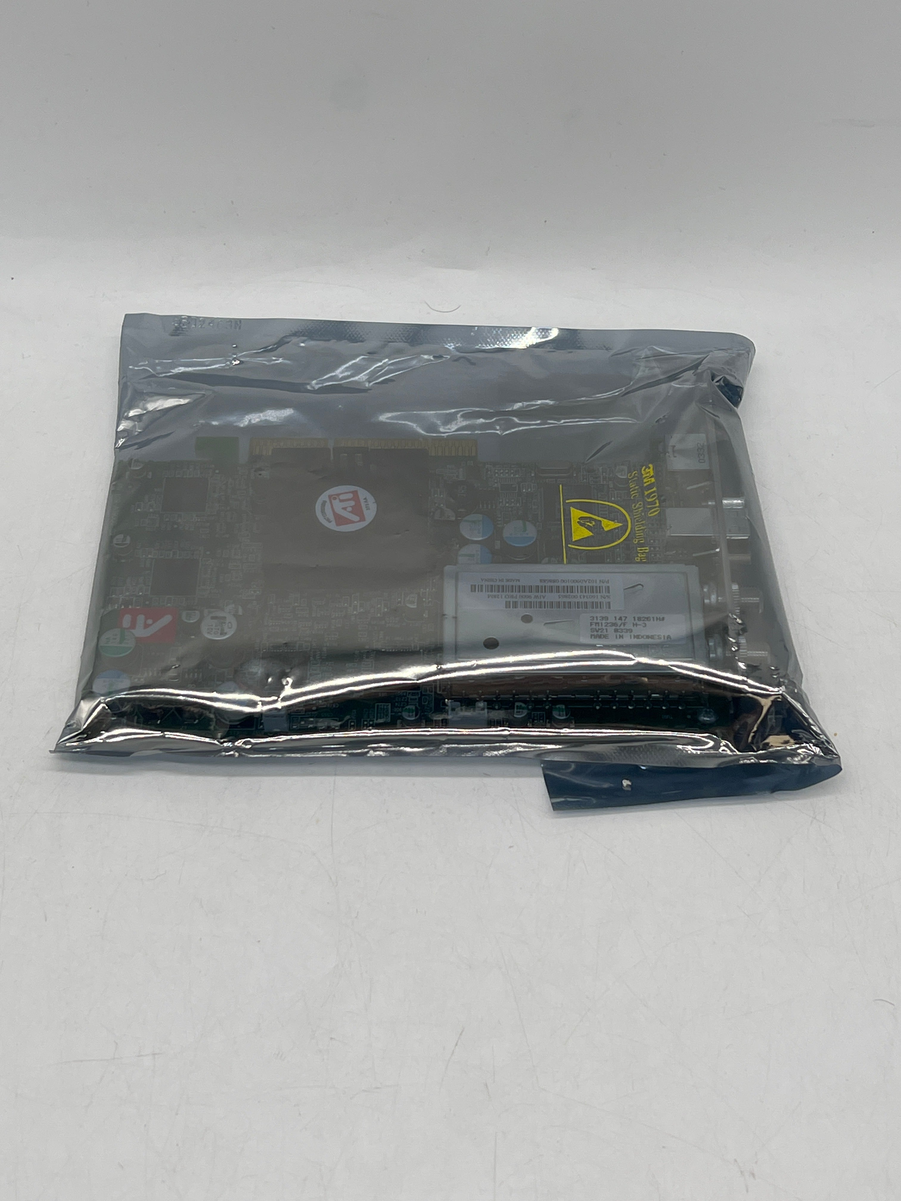 ATI All-In-Wonder 9600 Pro 128MB AGP Graphics Card - New in Box