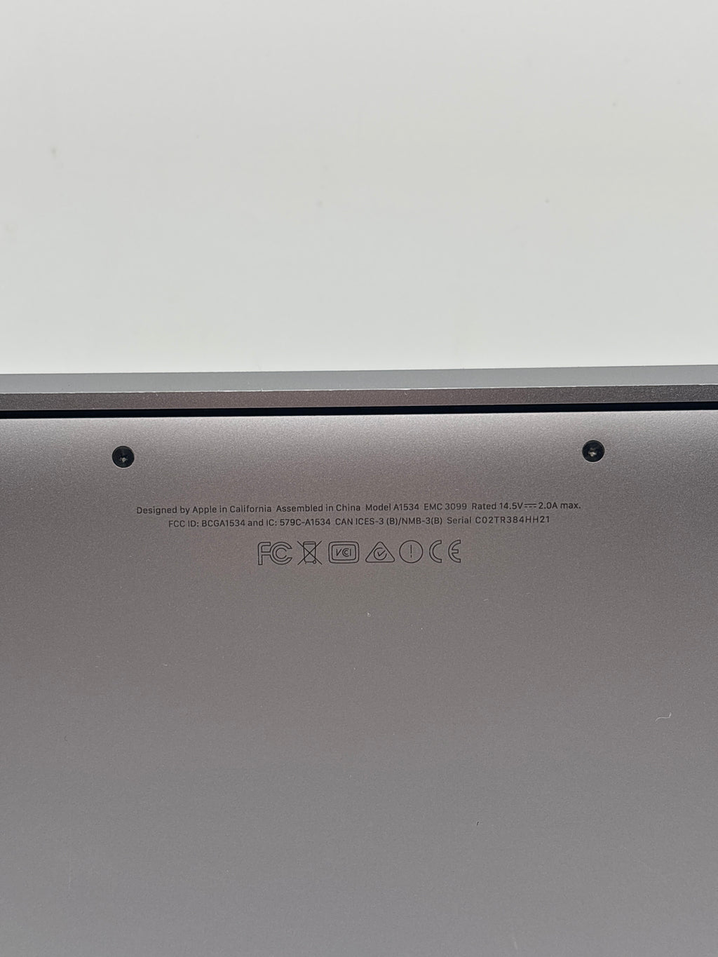 Apple MacBook A1534 Core m3 8GB RAM 256GB SSD - For Parts (Read DESC)