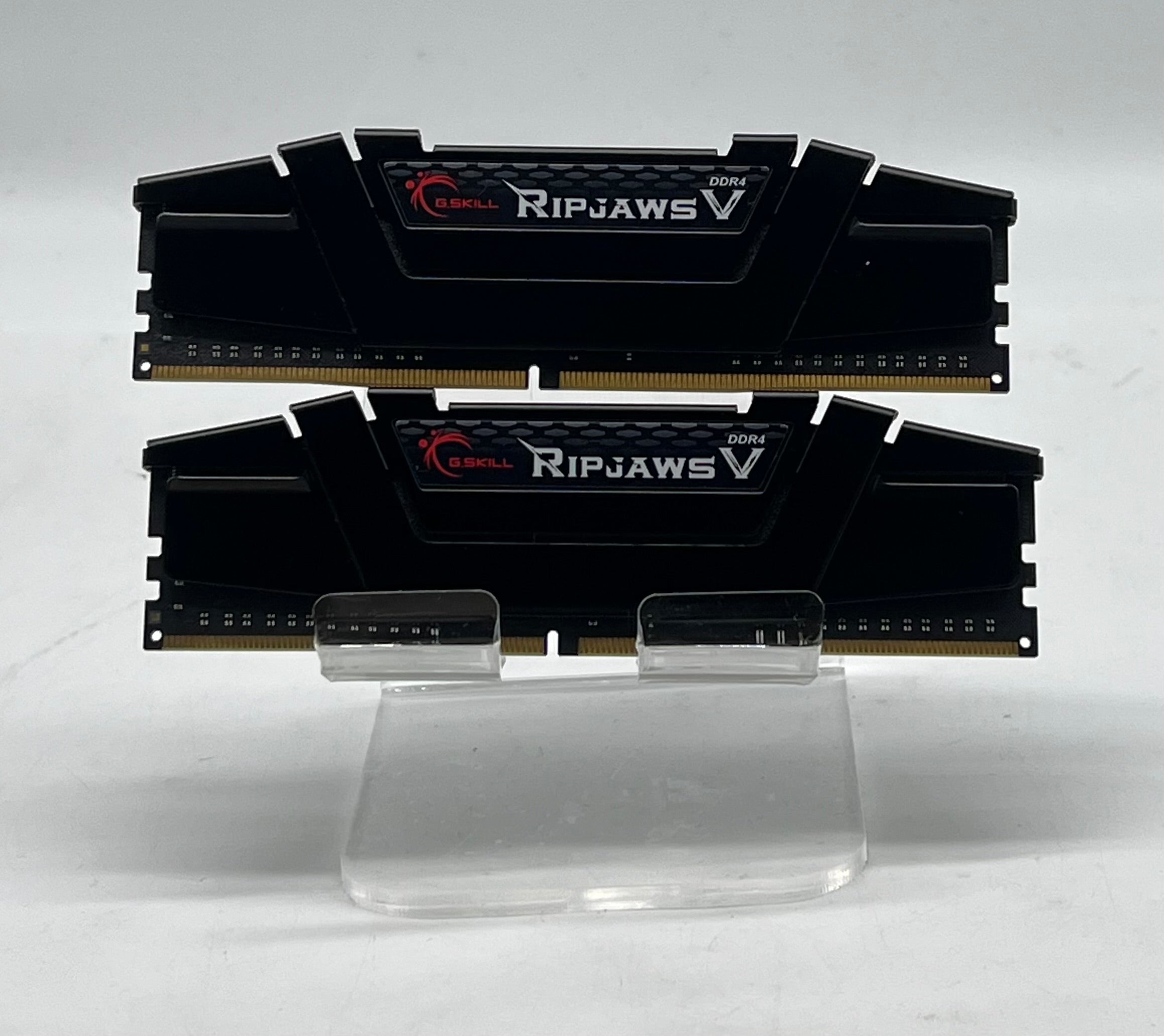 G.Skill Ripjaws V F4-3200C16D-16GVKB 16GB (2x8GB) DDR4 - Used