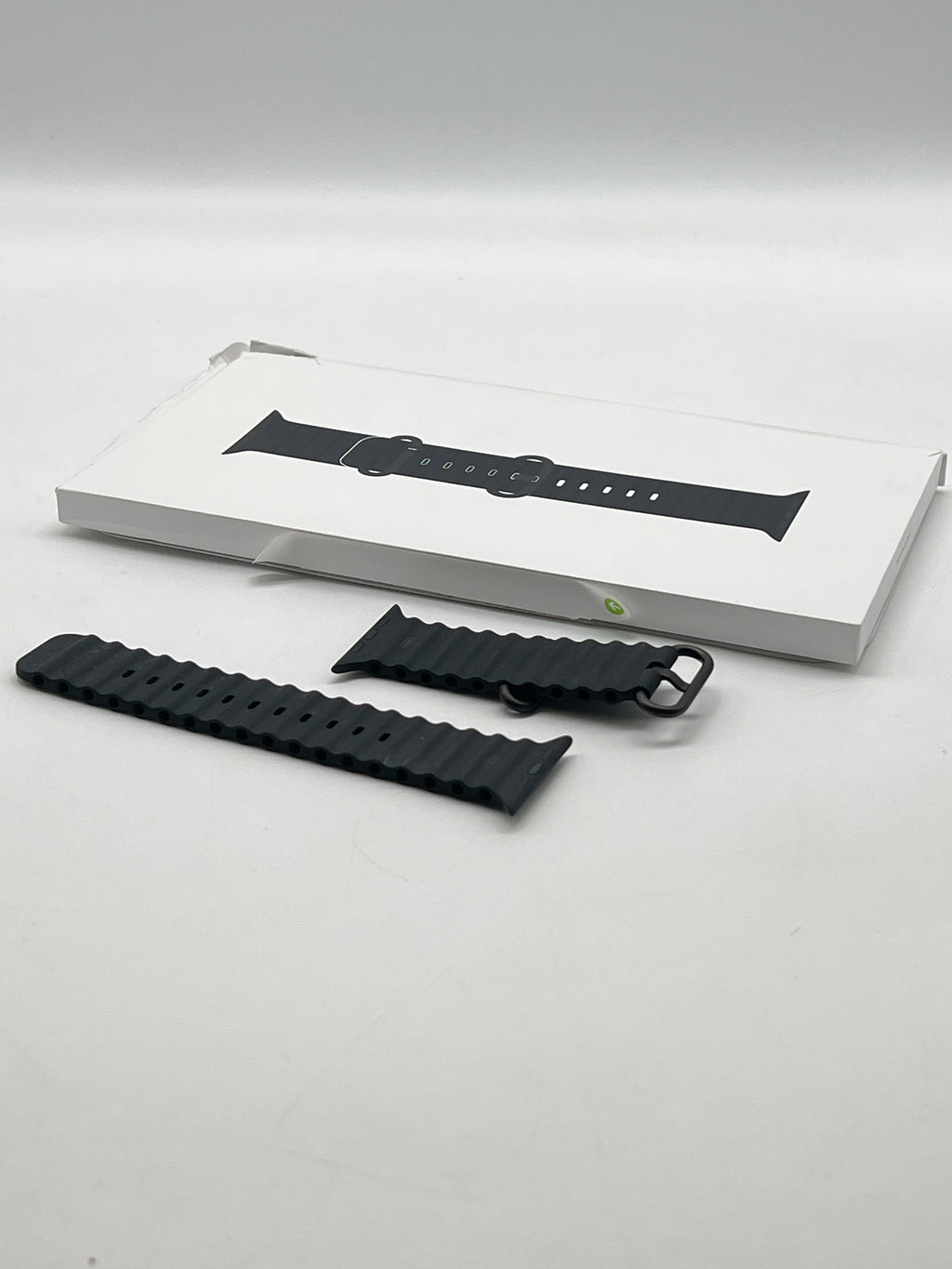 Apple Watch Ultra 3 A3281 GPS Cellular With Ocean Band - Used