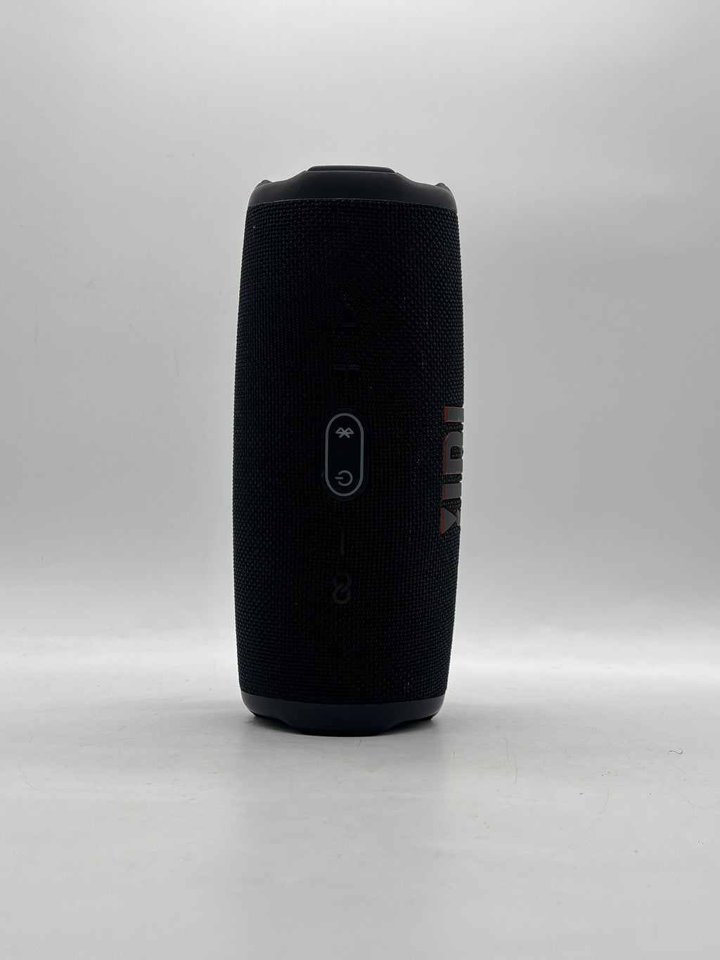 JBL Charge 5 Portable Waterproof Bluetooth Speaker Black Used