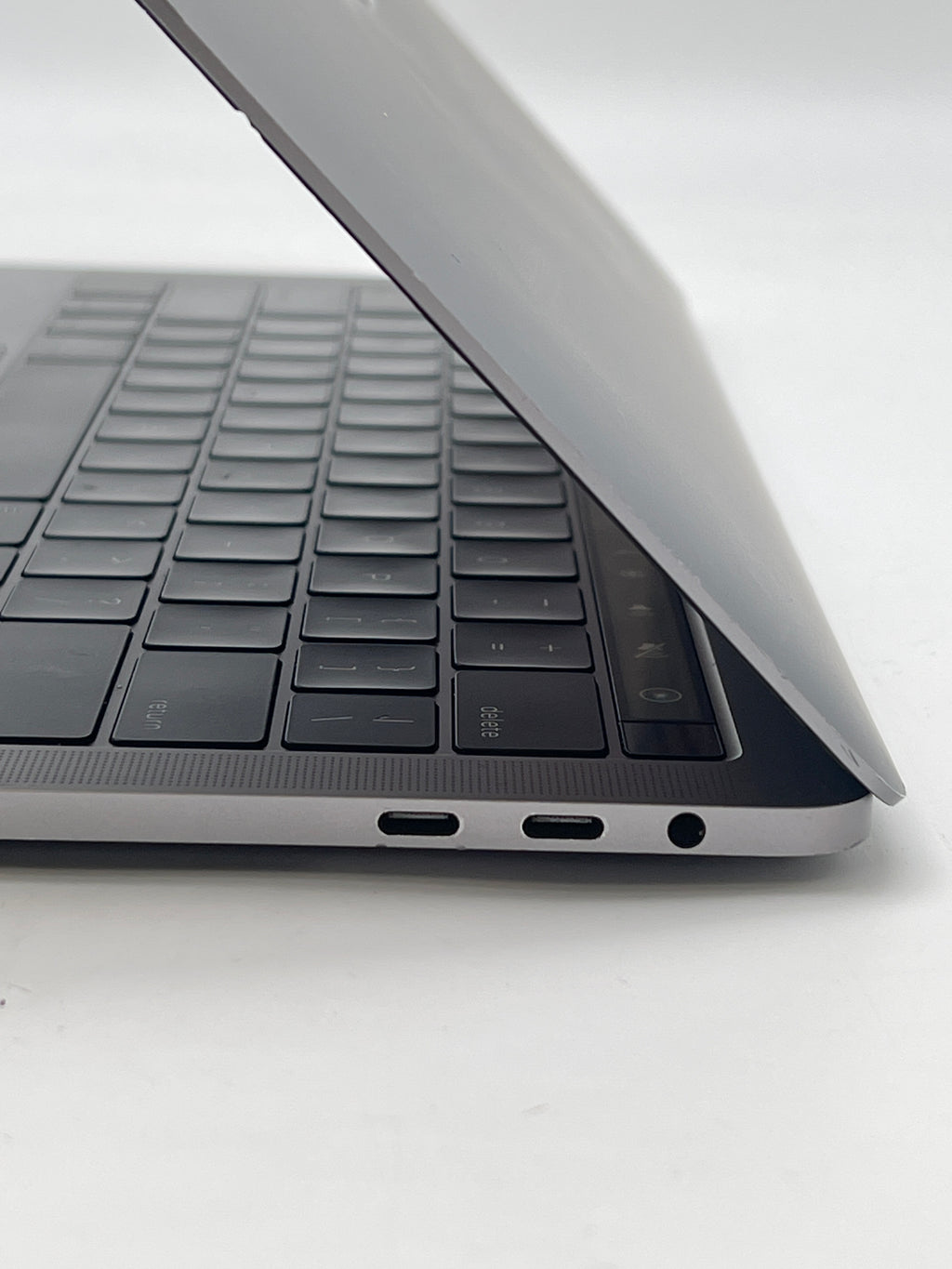 Apple MacBook Pro 13" A1706 Core i5 8GB RAM 512GB SSD - Used