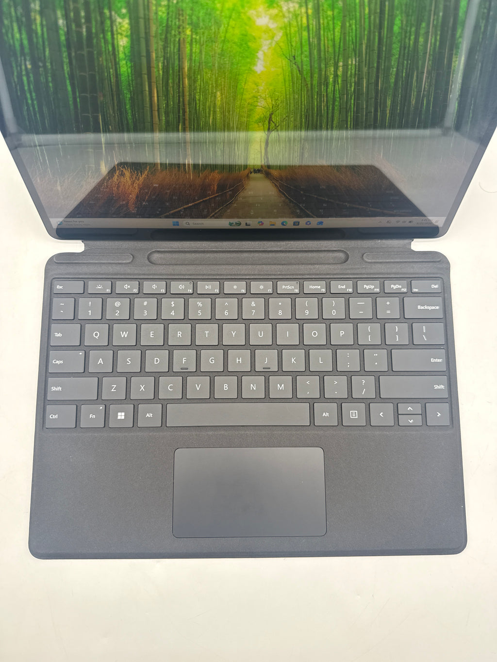 Microsoft Surface Pro 8 1983 i5-1135G7 16GB RAM 256GB SSD