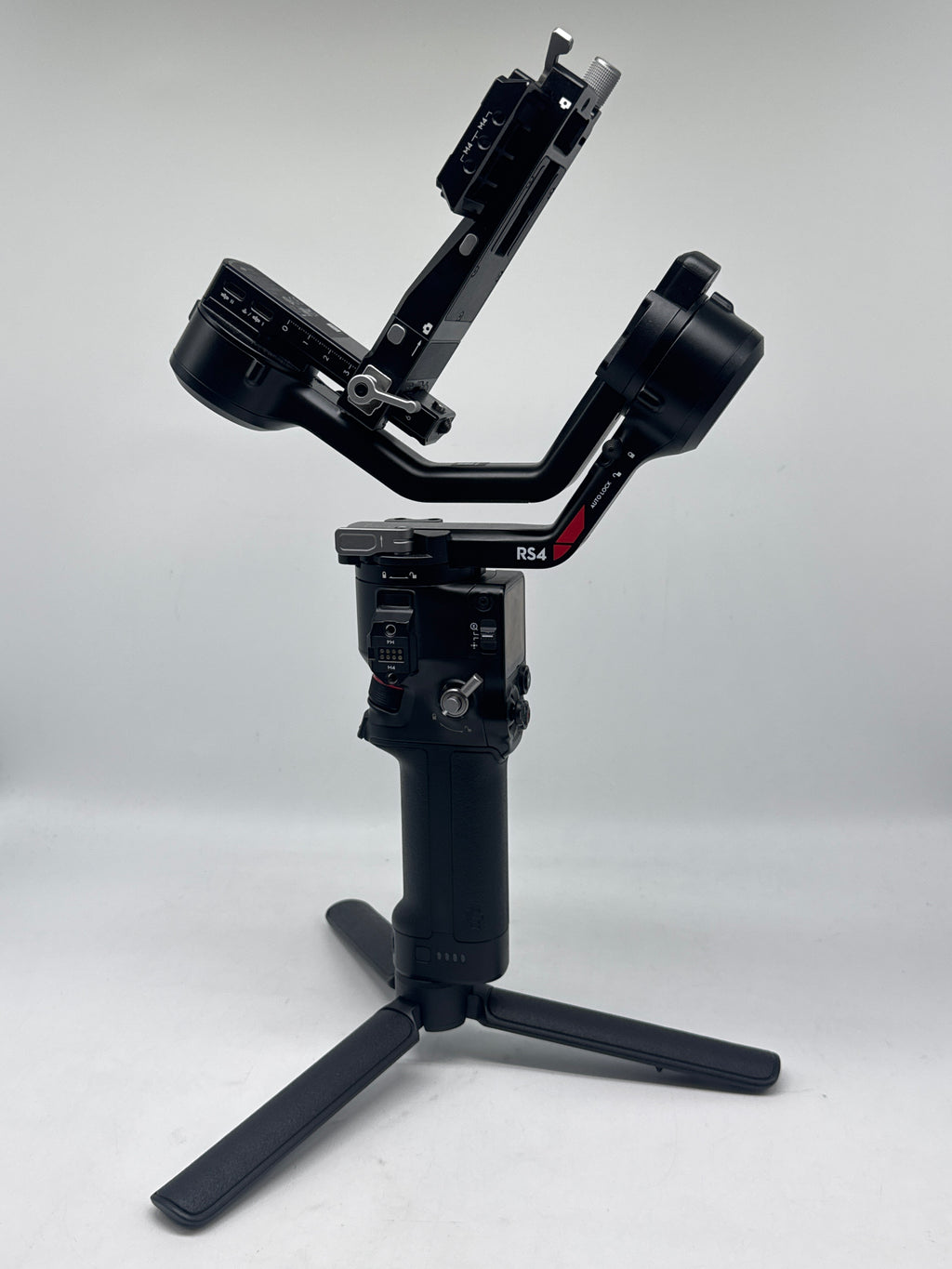 DJI RS4 3-Axis Camera Gimbal Stabilizer for DSLR/Mirrorless Ronin - Used