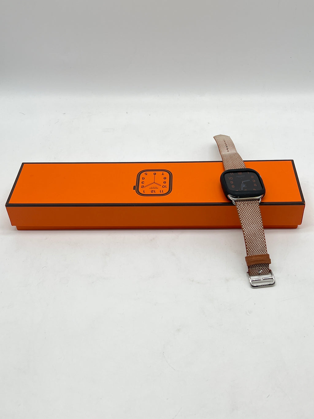 Apple Watch Hermes Series 10 46mm GPS + Cellular w/ 2 extra Hermes Bands - Used