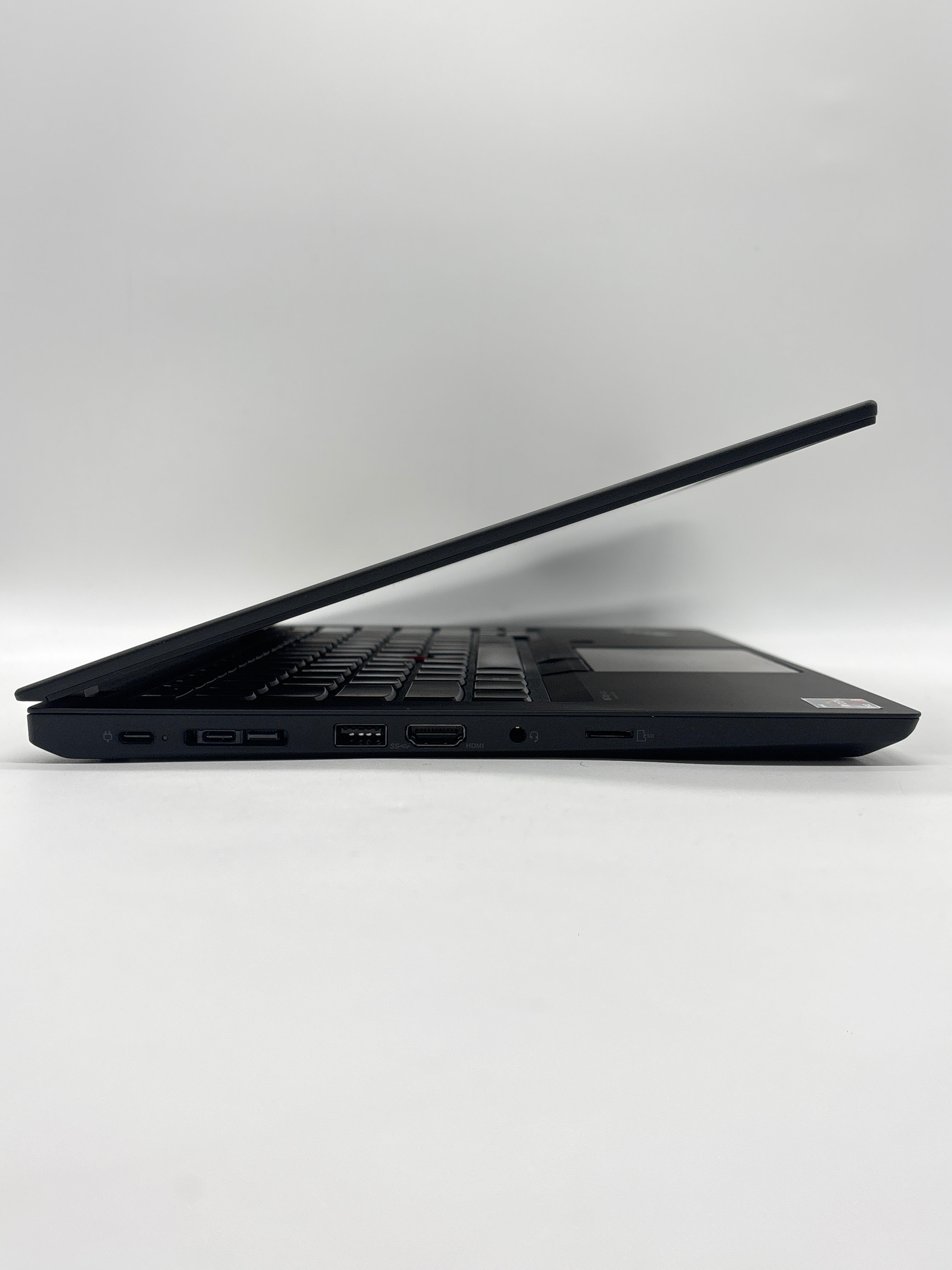 Lenovo ThinkPad T14 Gen 2 AMD Ryzen 5 PRO 5650U 16GB RAM 1TB SSD