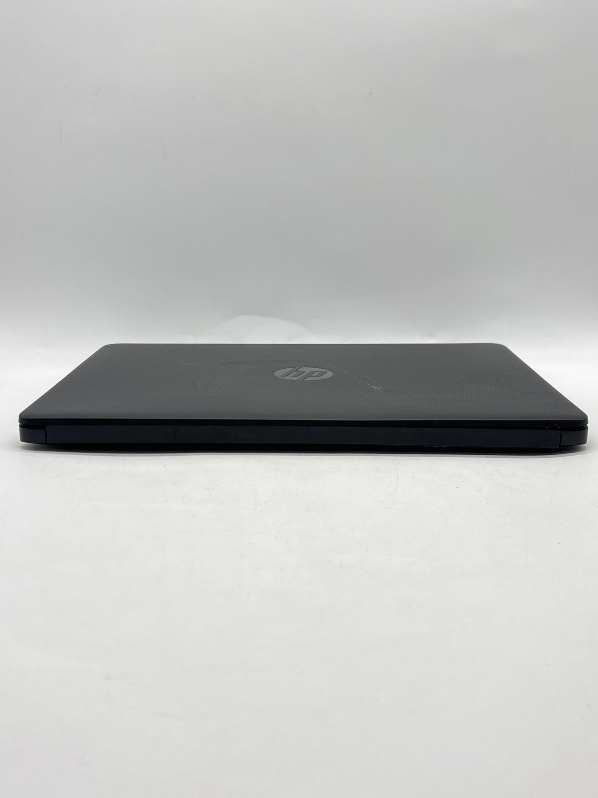HP 14-DK1013DX AMD Athlon Silver 3050U 4GB RAM 128GB SSD Black - Used