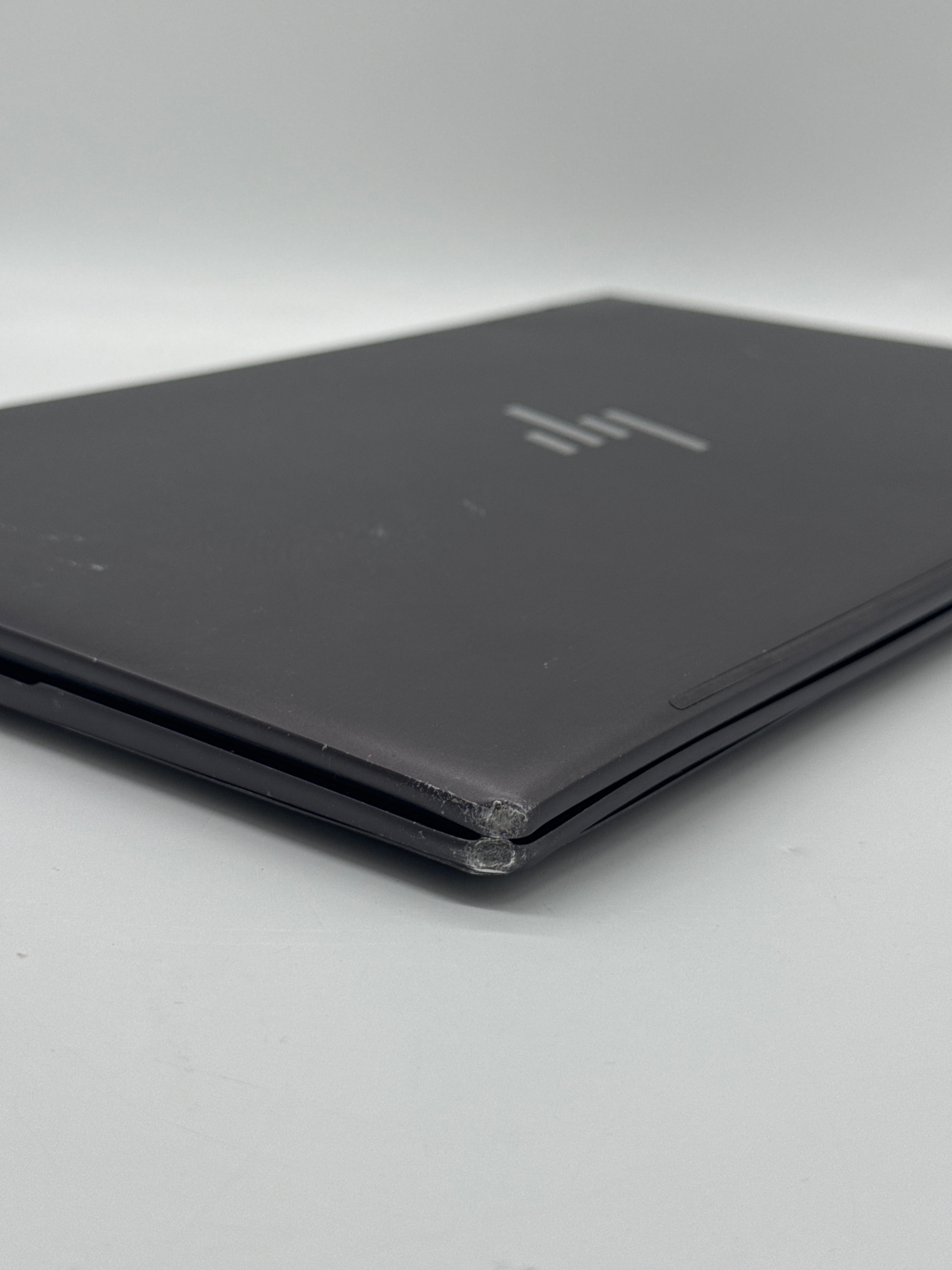 HP Envy x360 15-ey0013dx Ryzen 5 5625U 8GB RAM 256GB SSD - For Parts (Read DESC)