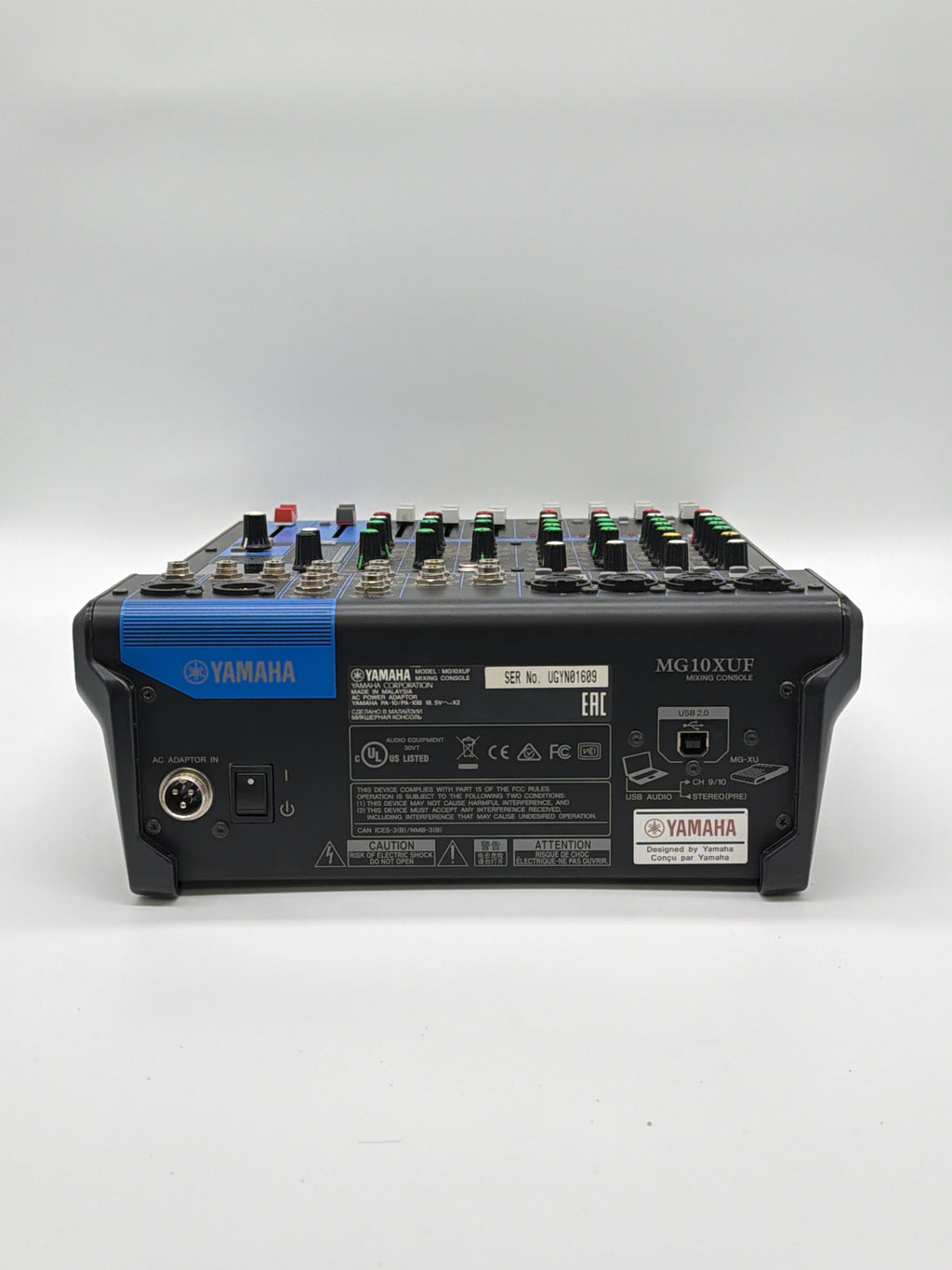 Yamaha MG10XUF 10-Channel Mixing Console Black With Travel Hard Case