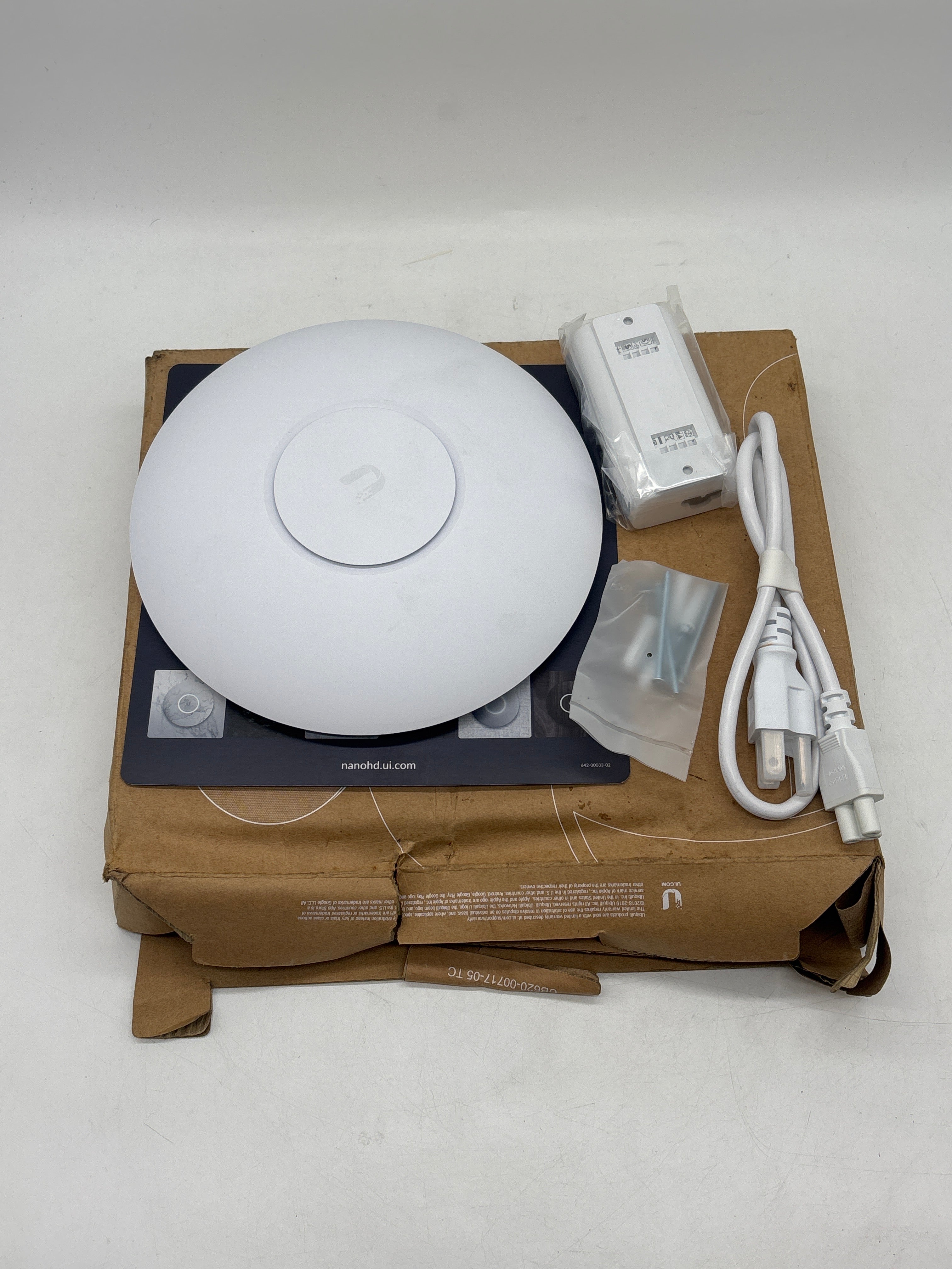 Ubiquiti UniFi AC AP Pro Access Point White - Open Box