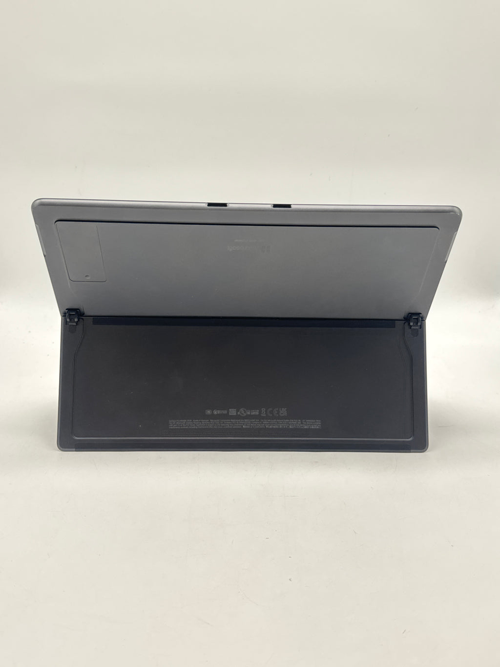 Microsoft Surface Pro 9 2038 13" i5-1235U 8GB RAM 256GB SSD - Used