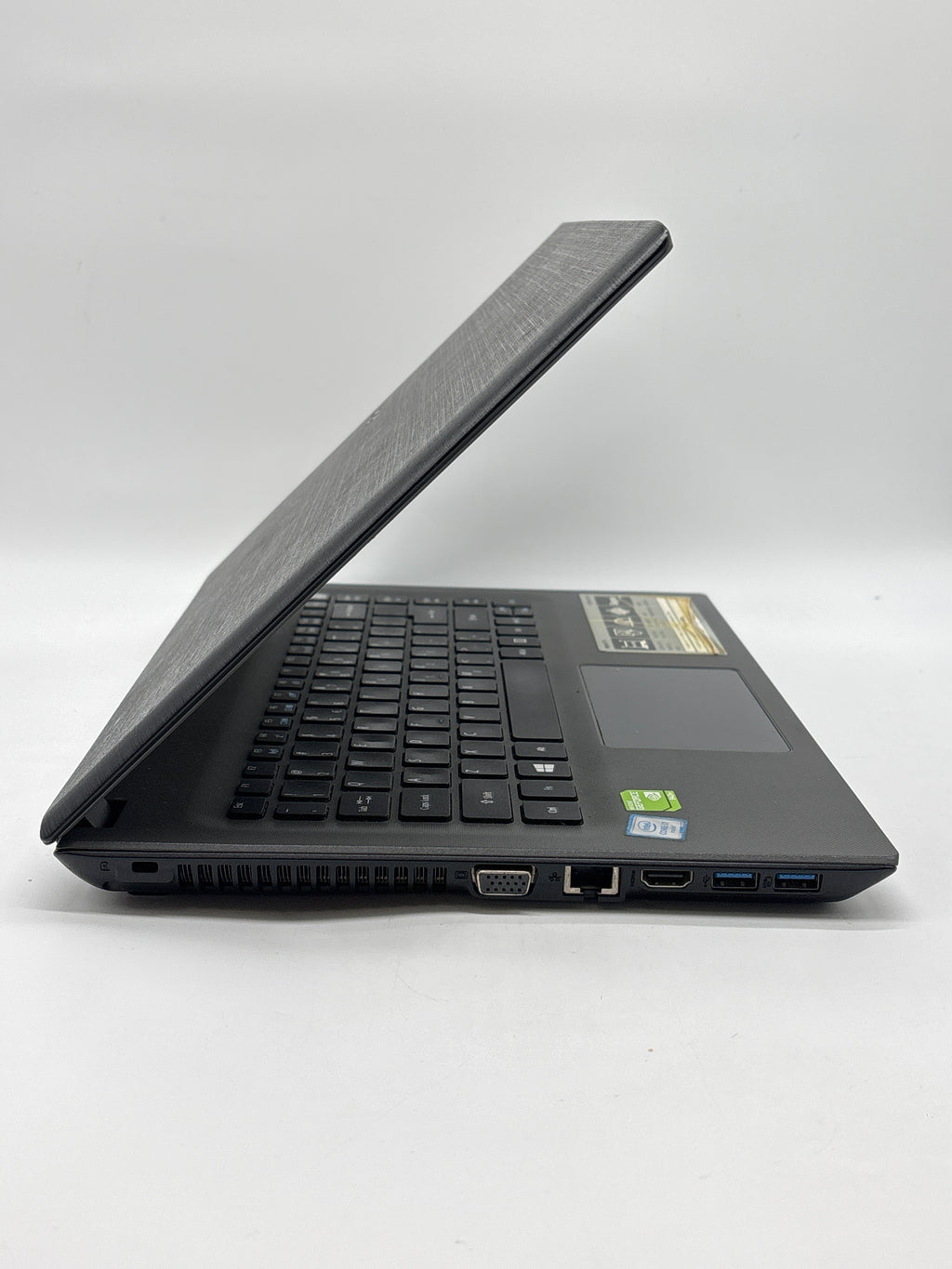 Acer Aspire E5-491G i7-6700hq 12GB RAM 1TB SSD Geforce 940M - Used
