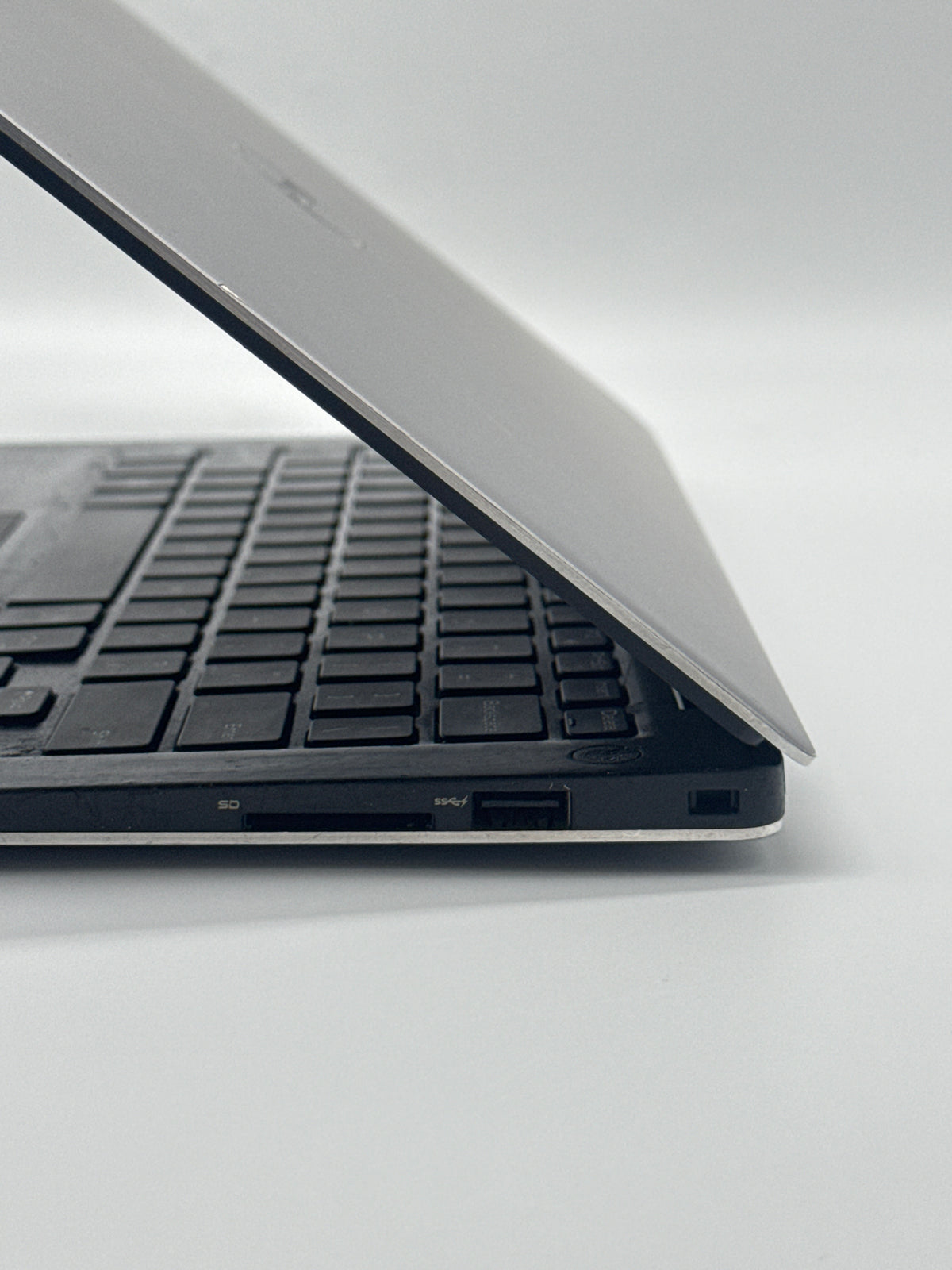 Dell XPS 13 9350 Intel Core i5-6200U 8GB RAM 256GB SSD Black - Used