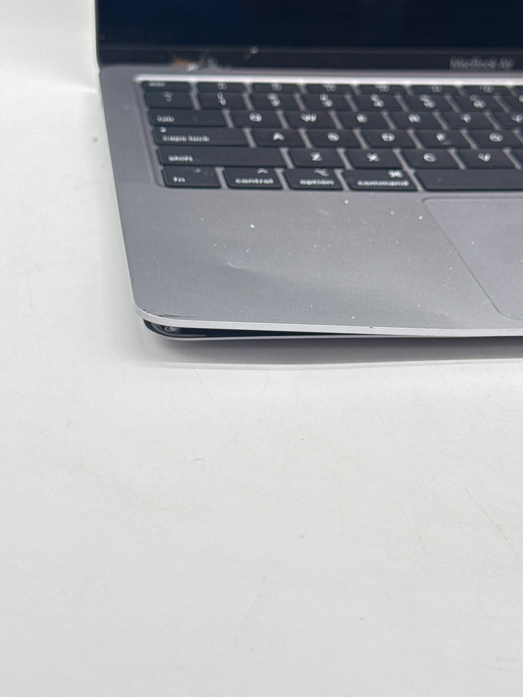 Apple MacBook Air 13" A2179 2020 i5 8GB 256GB SSD - READ