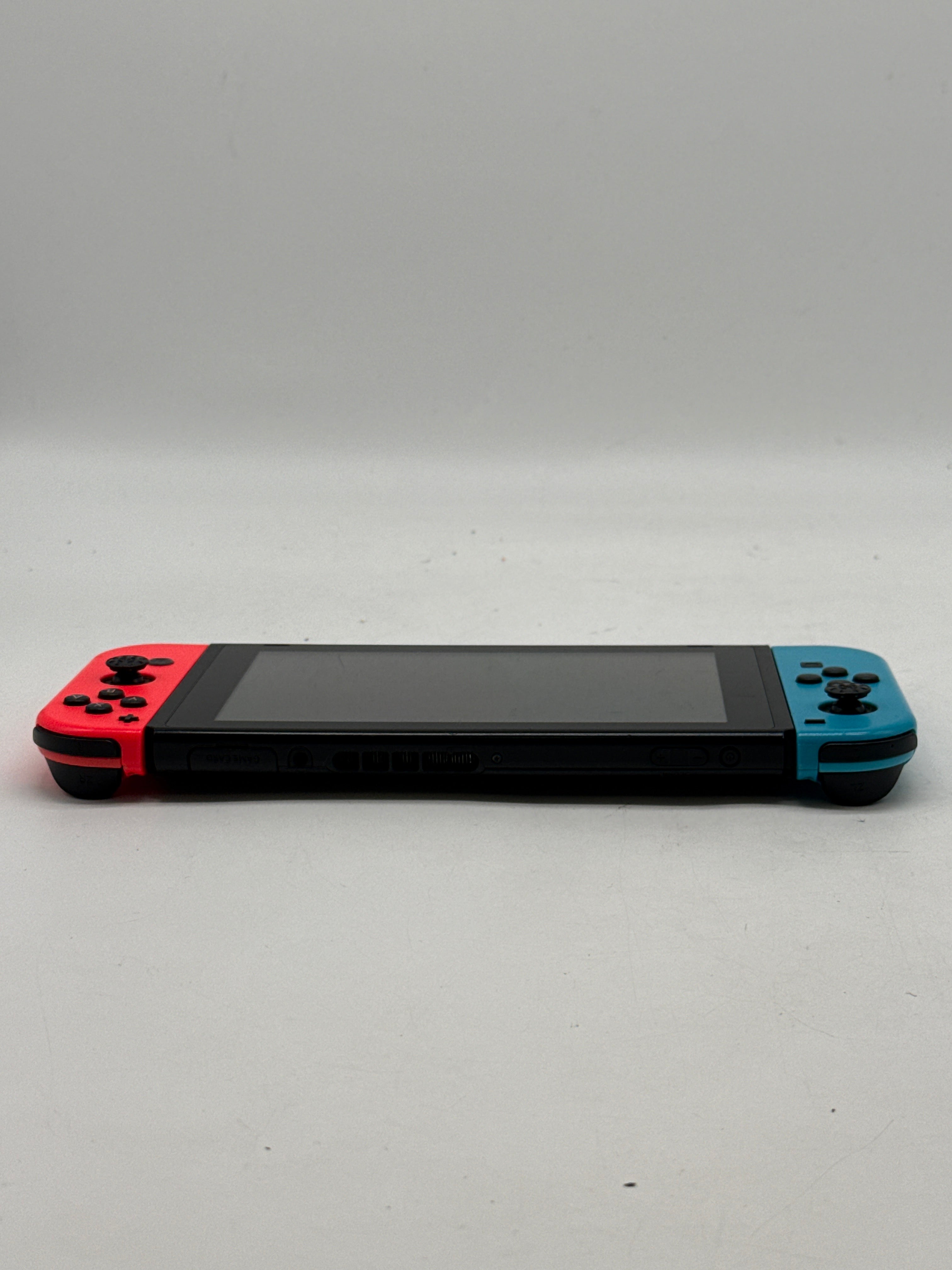 Nintendo Switch (HAC-001-01)  Black 32GB W/Joycons