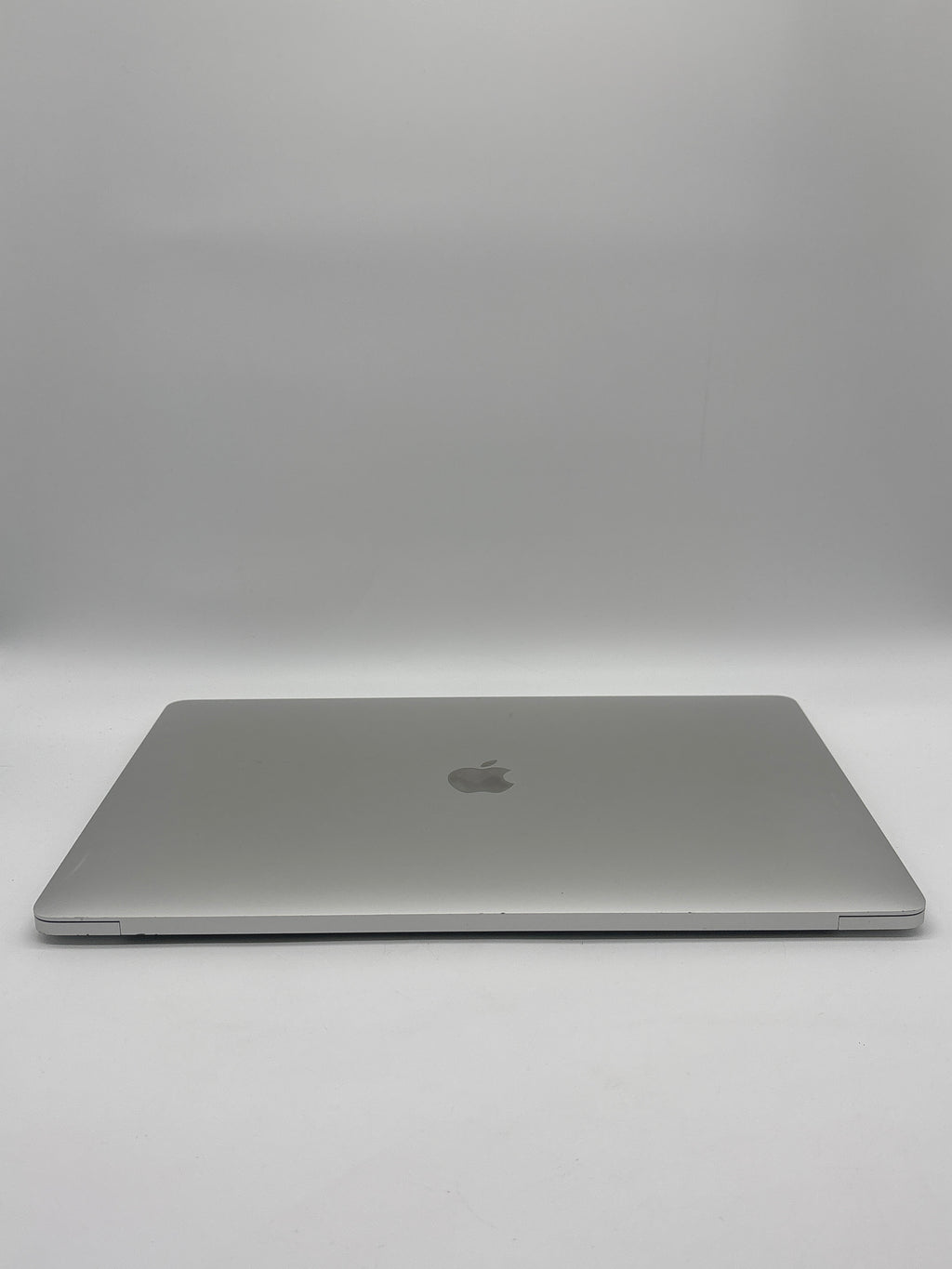 Apple MacBook Pro A1707 Ventura Intel Core i7 16GB RAM 256GB - Used
