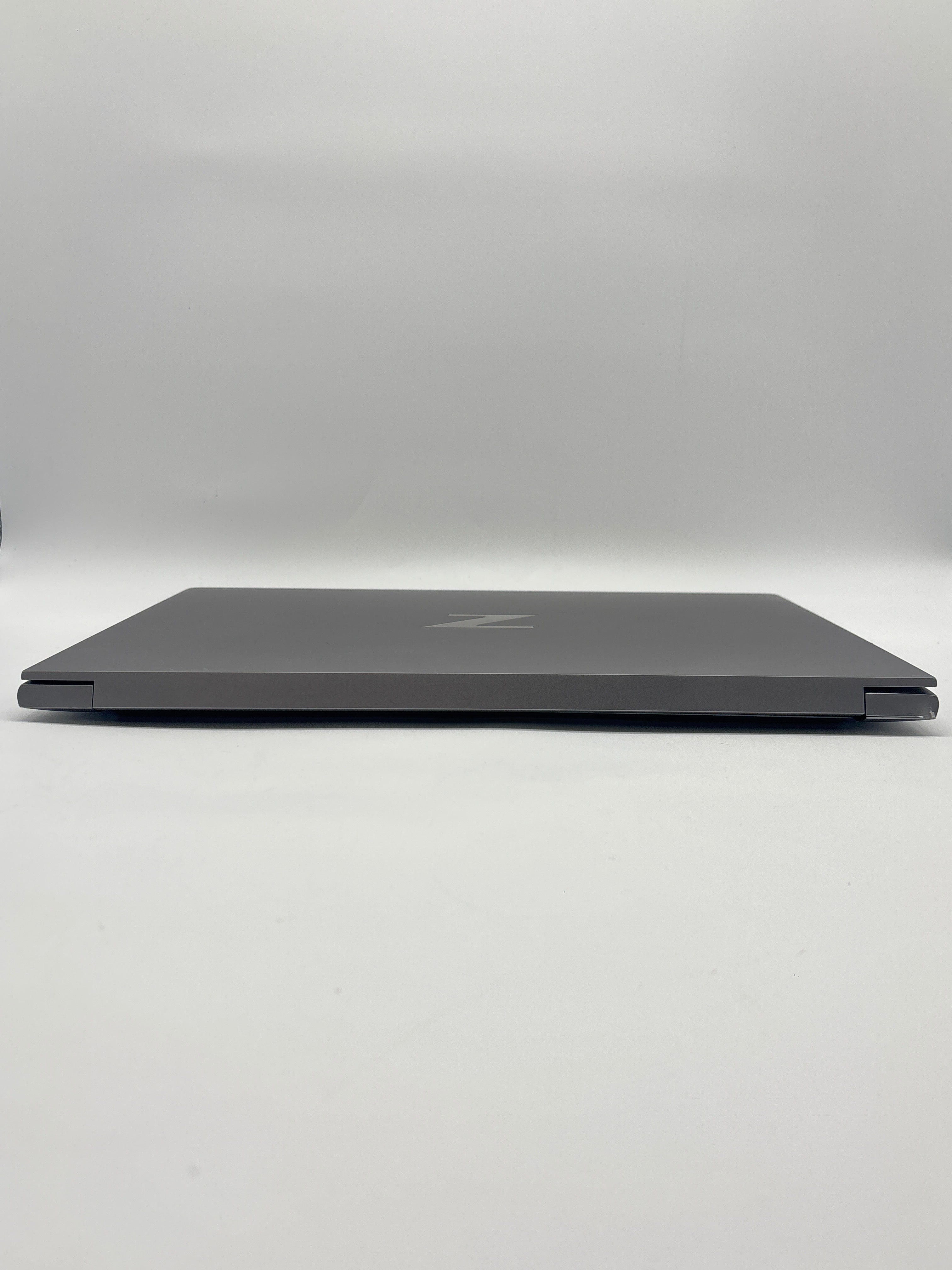 HP ZBook Studio 16 G9 i7-12800H 32GB RAM 1TB SSD - For Parts (Read DESC)