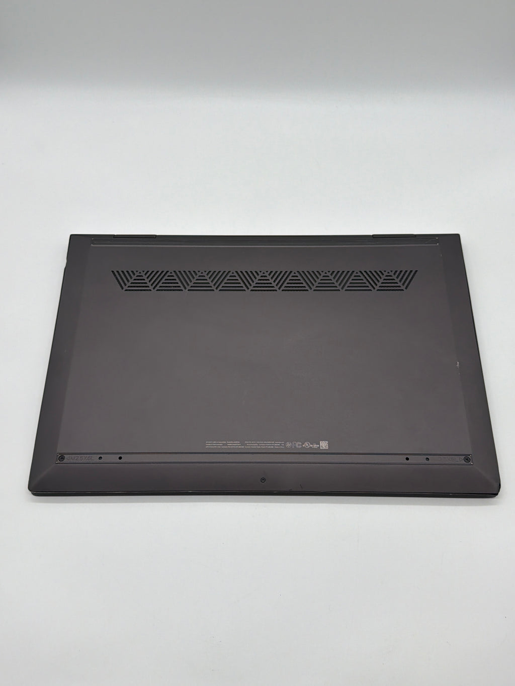 HP ENVY X360 AMD Ryzen 5 3500U 8GB RAM 256GB - For Parts (Bad Display, No OS)