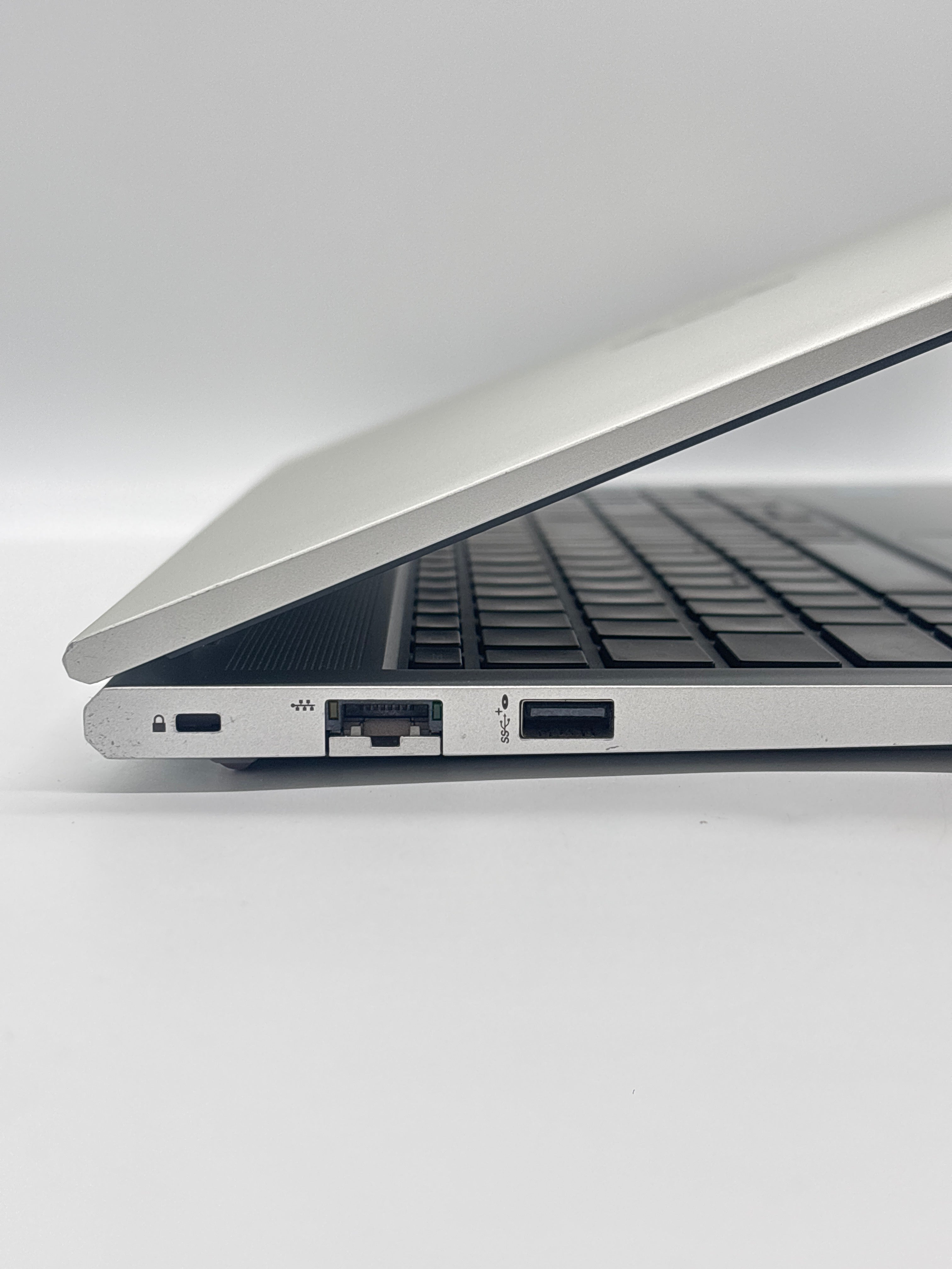 HP ProBook 450 G8 i5-1135G7 16GB RAM 256GB SSD