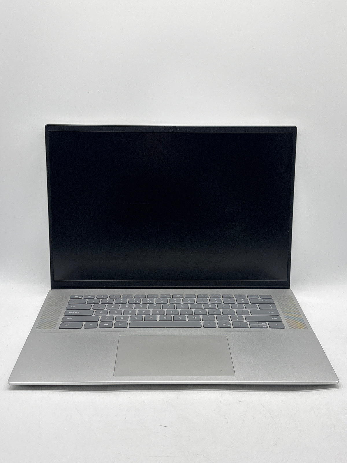 Dell Inspiron 16 5620 16" Intel Core i7-1255U 16GB RAM 512GB SSD MX570A Silver - Used