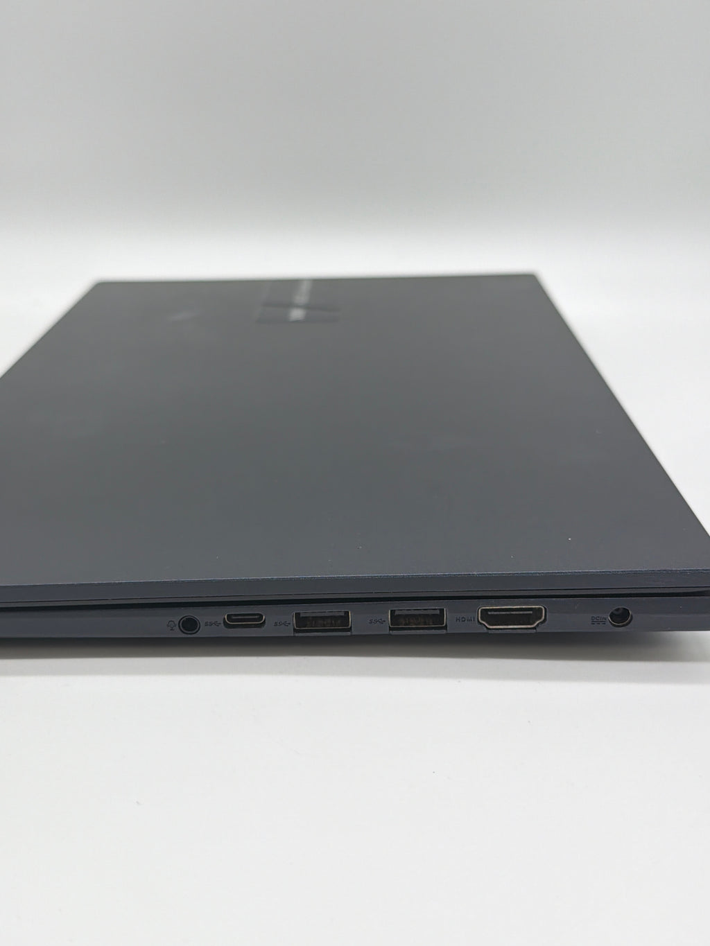 Asus VivoBook X1404Z 14" Intel i3-1215U 16GB RAM 128GB SSD Black