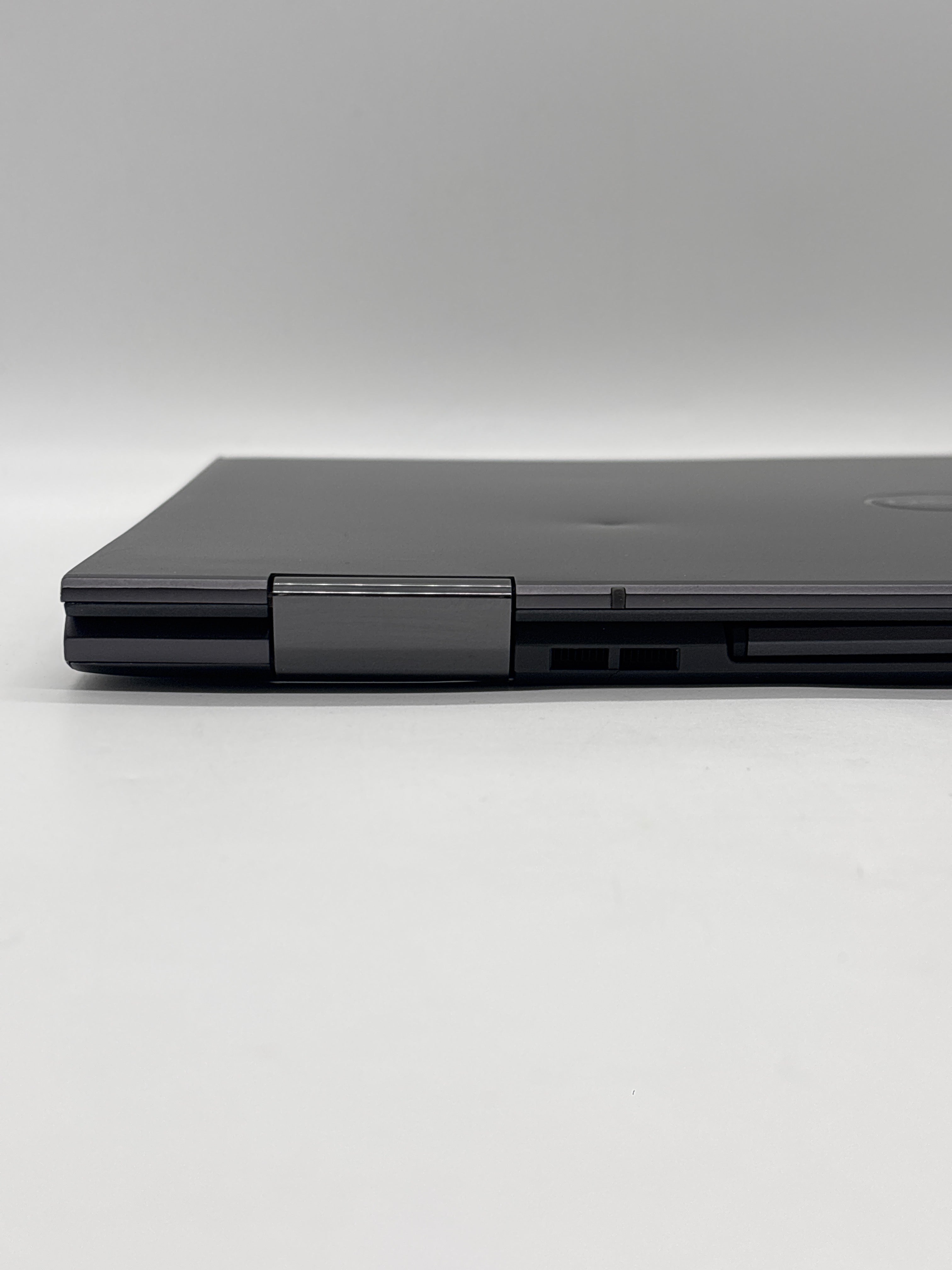 Dell Inspiron 7506 2-in-1 i7-1165G7 16GB RAM 512GB SSD - For Parts (Read DESC)