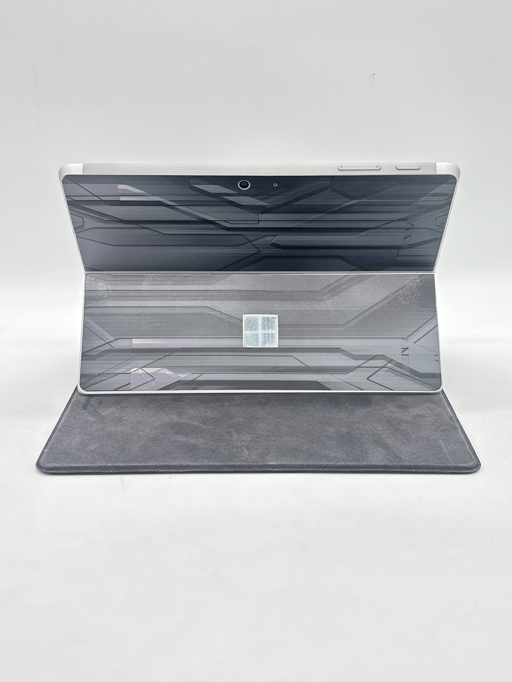 Microsoft Surface Go 2 m3-8100Y 8GB RAM 128GB SSD - Used